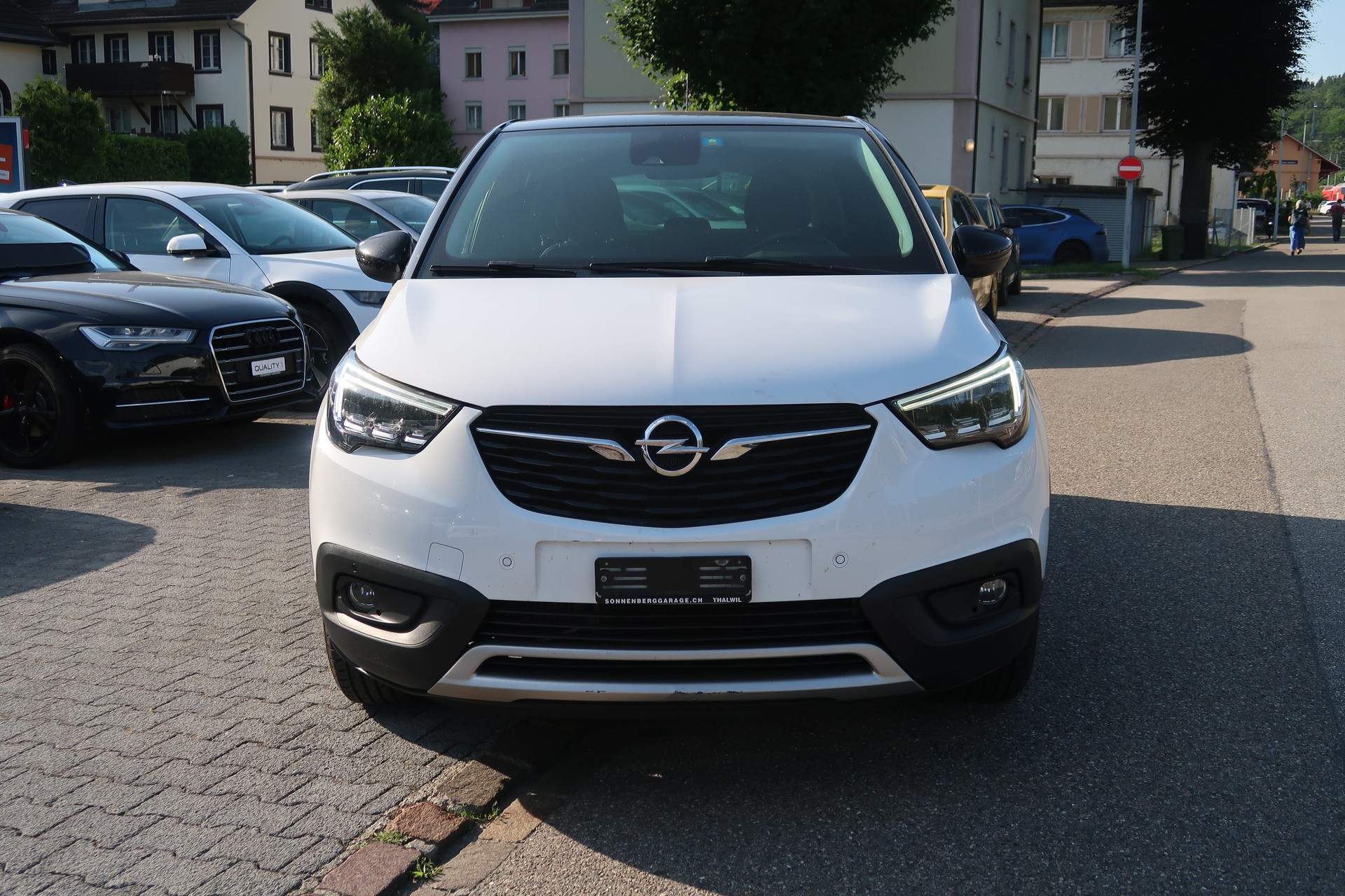 OPEL Crossland X 1.2i Design Line Automatik-showroom-element-1