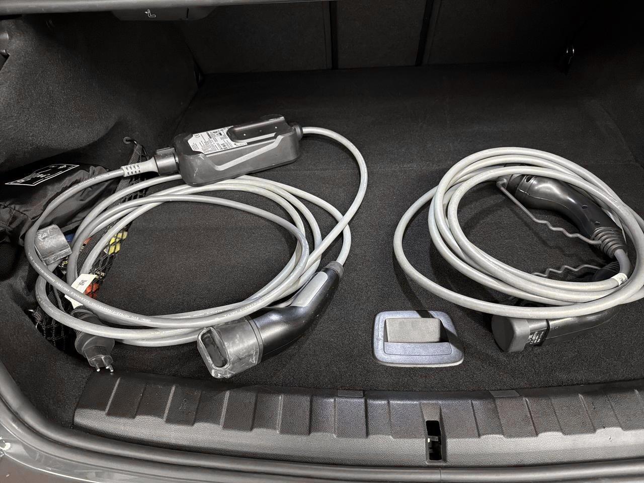 BMW 330e xDrive M Sport Pro-image-25