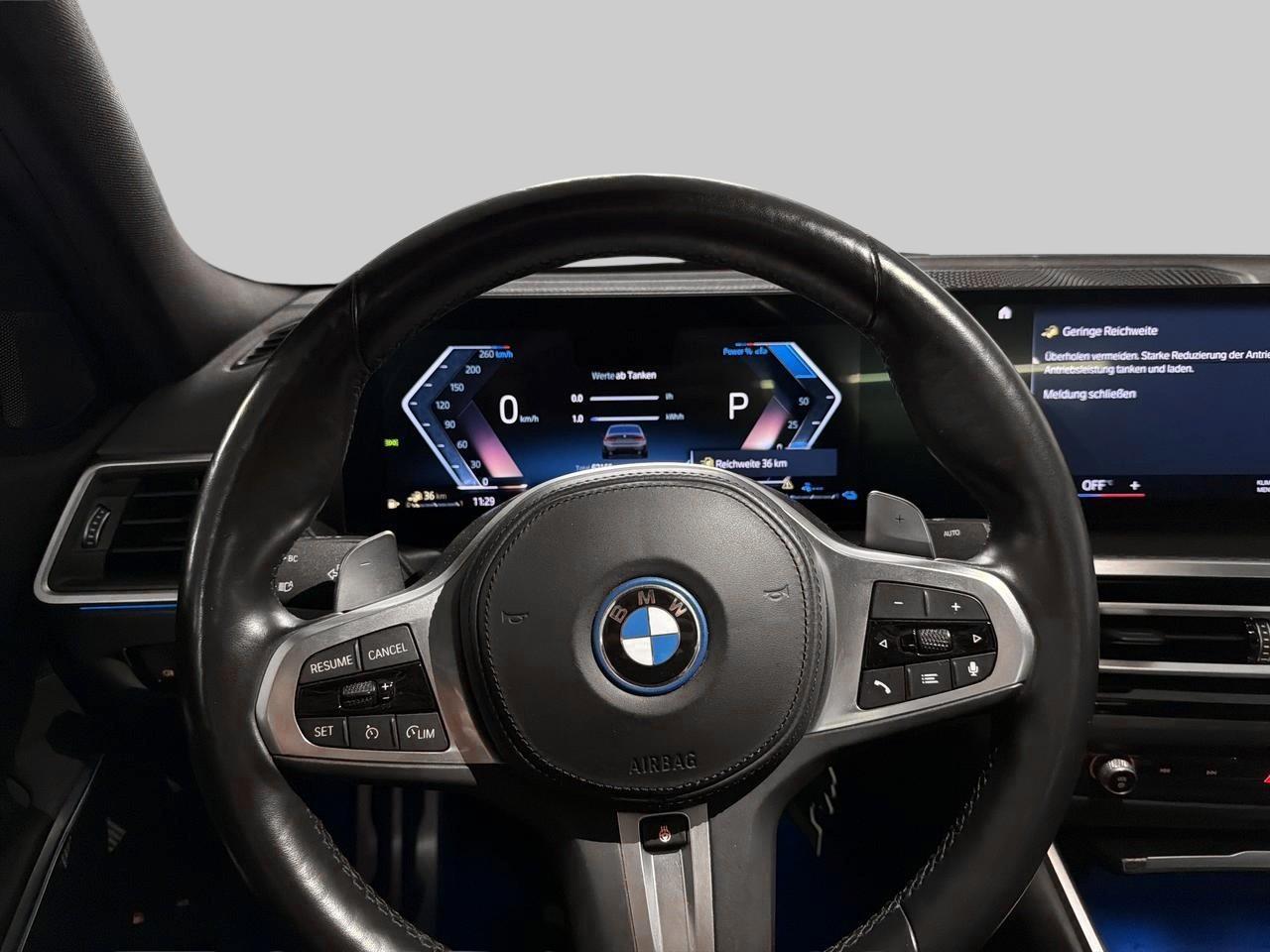 BMW 330e xDrive M Sport Pro-image-15
