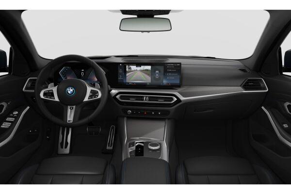 BMW 330e xDrive M Sport-image-7