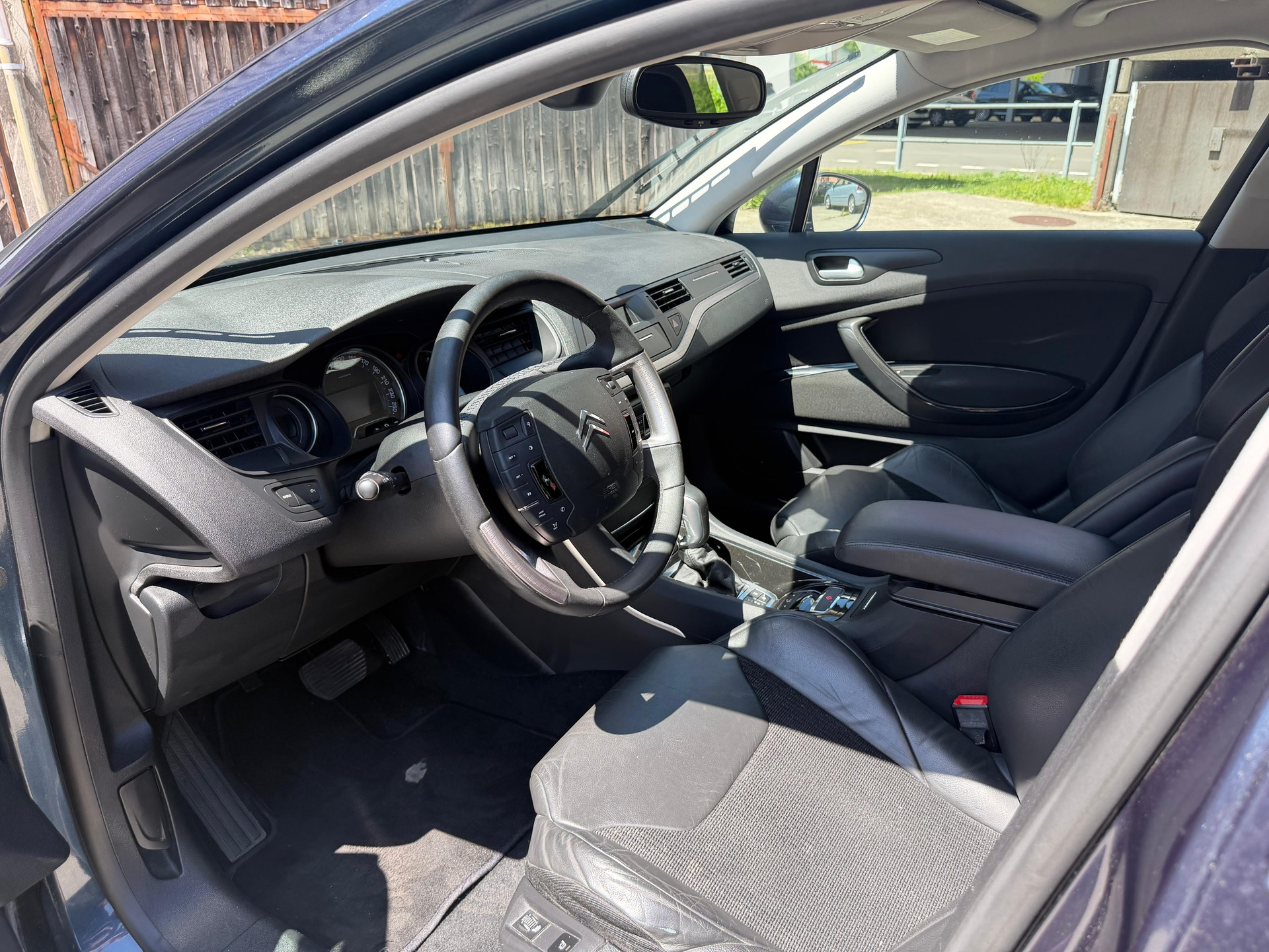 CITROEN C5 Berline 3.0 HDi V6 Exclusive Automatic-image-7