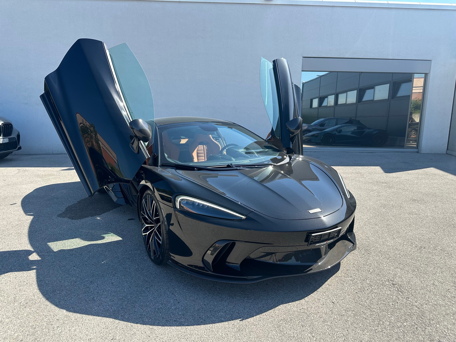 McLAREN GTS Onyx Black Serise-image-6