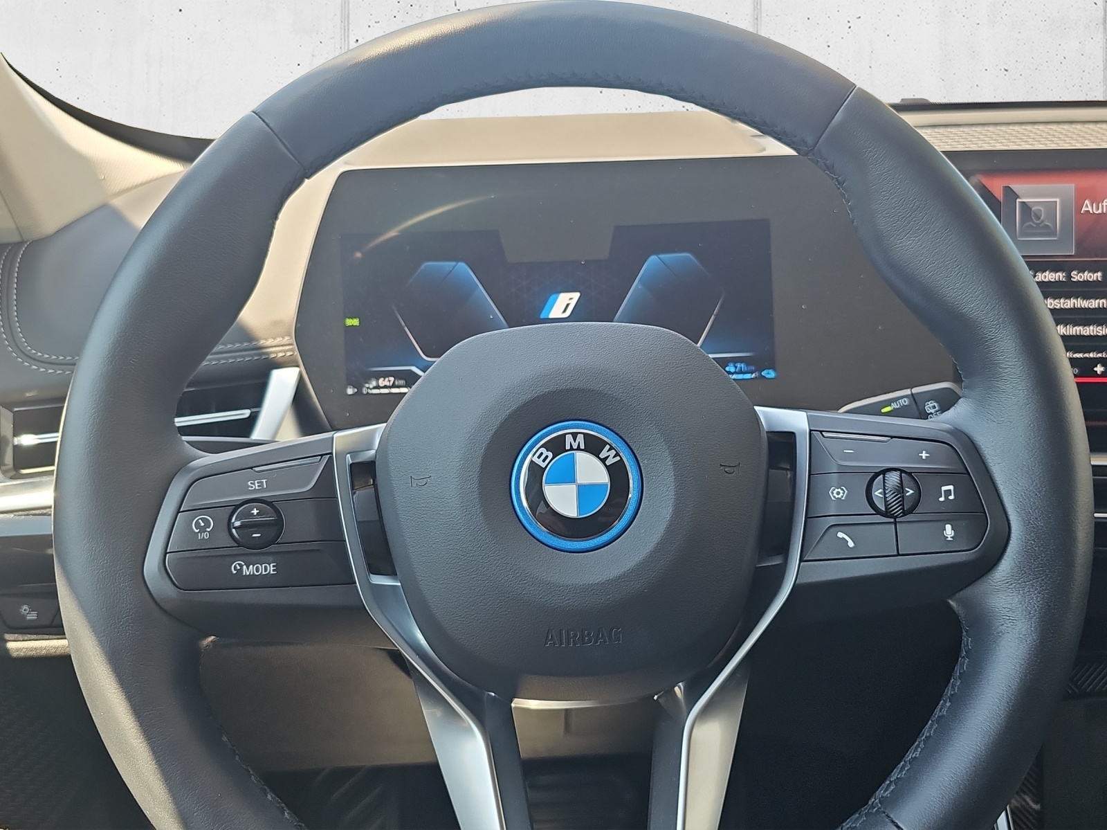 BMW X1 xDrive 25e xLine-image-13