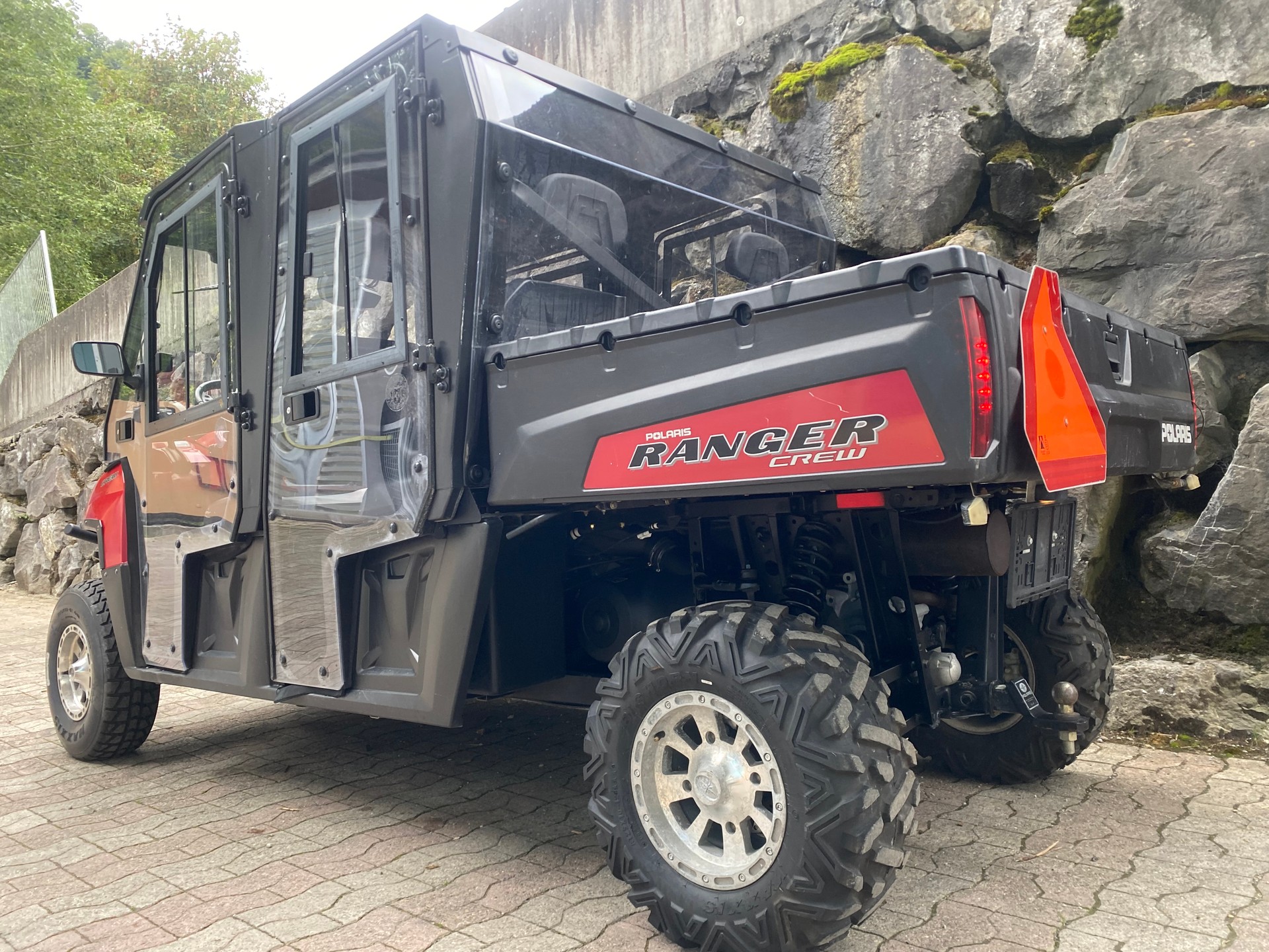 POLARIS 4x4 mit Raupen 800er-image-3