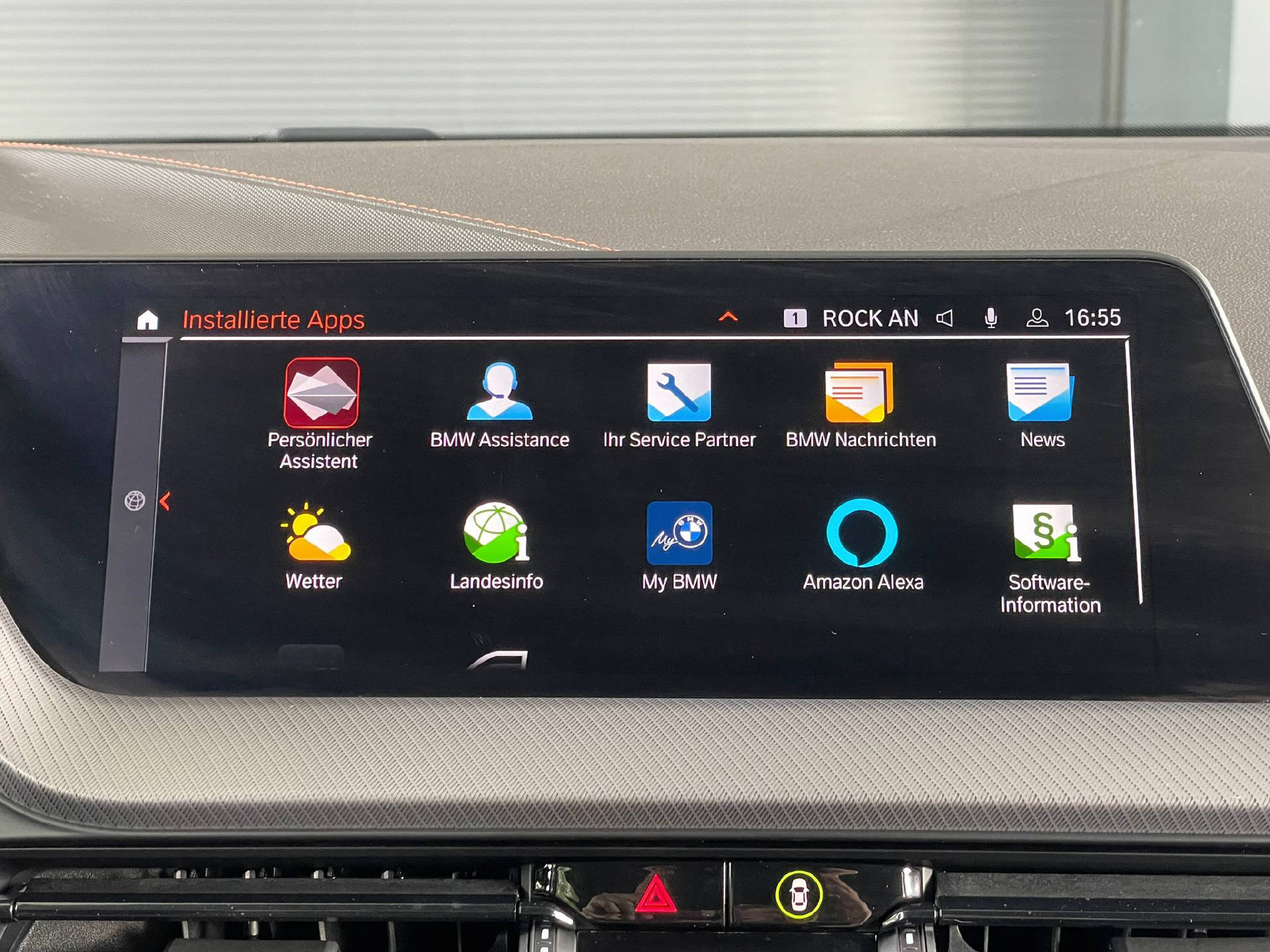 BMW 118i-image-14