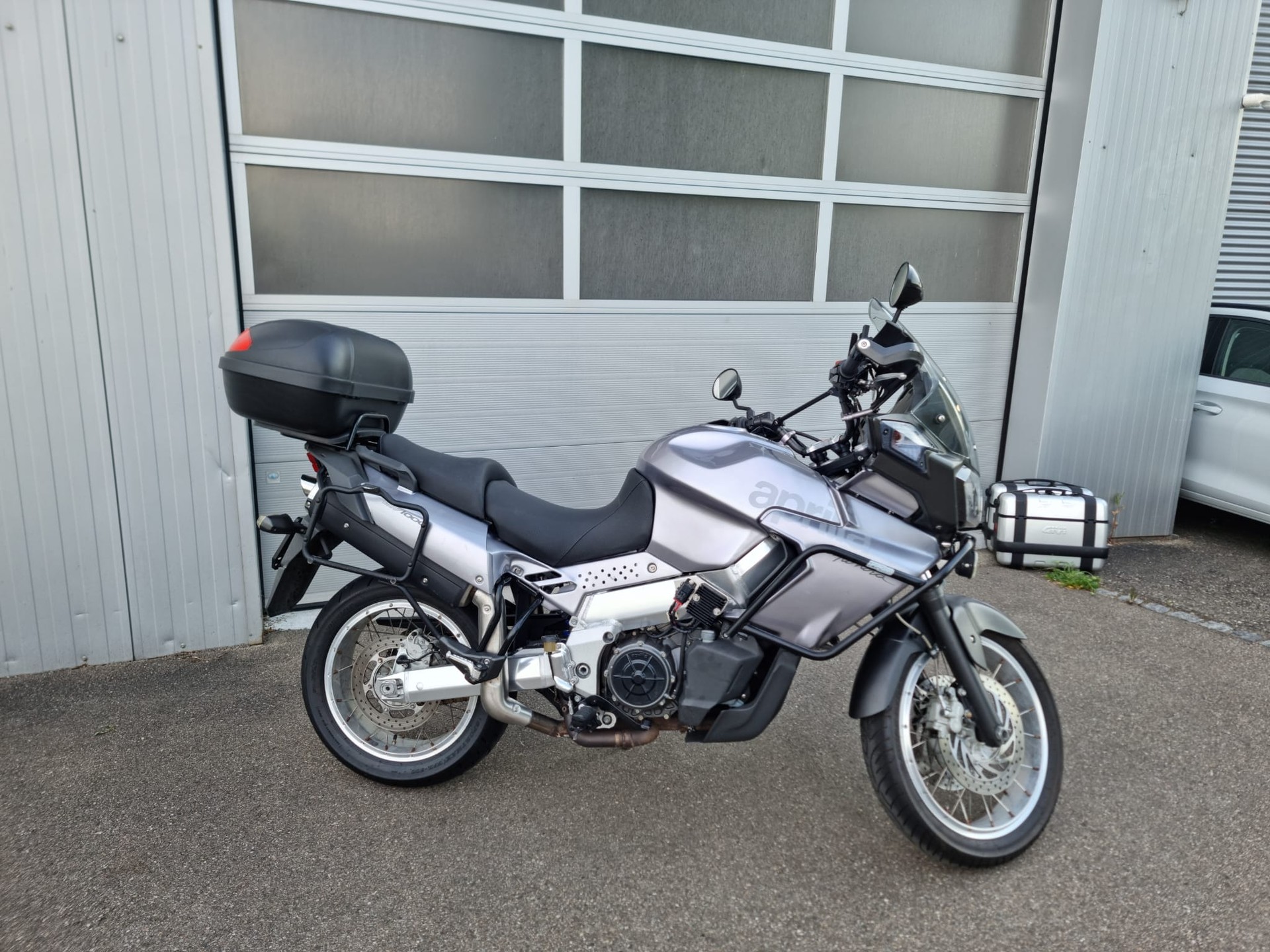 APRILIA Caponord ETV 1000-image-5