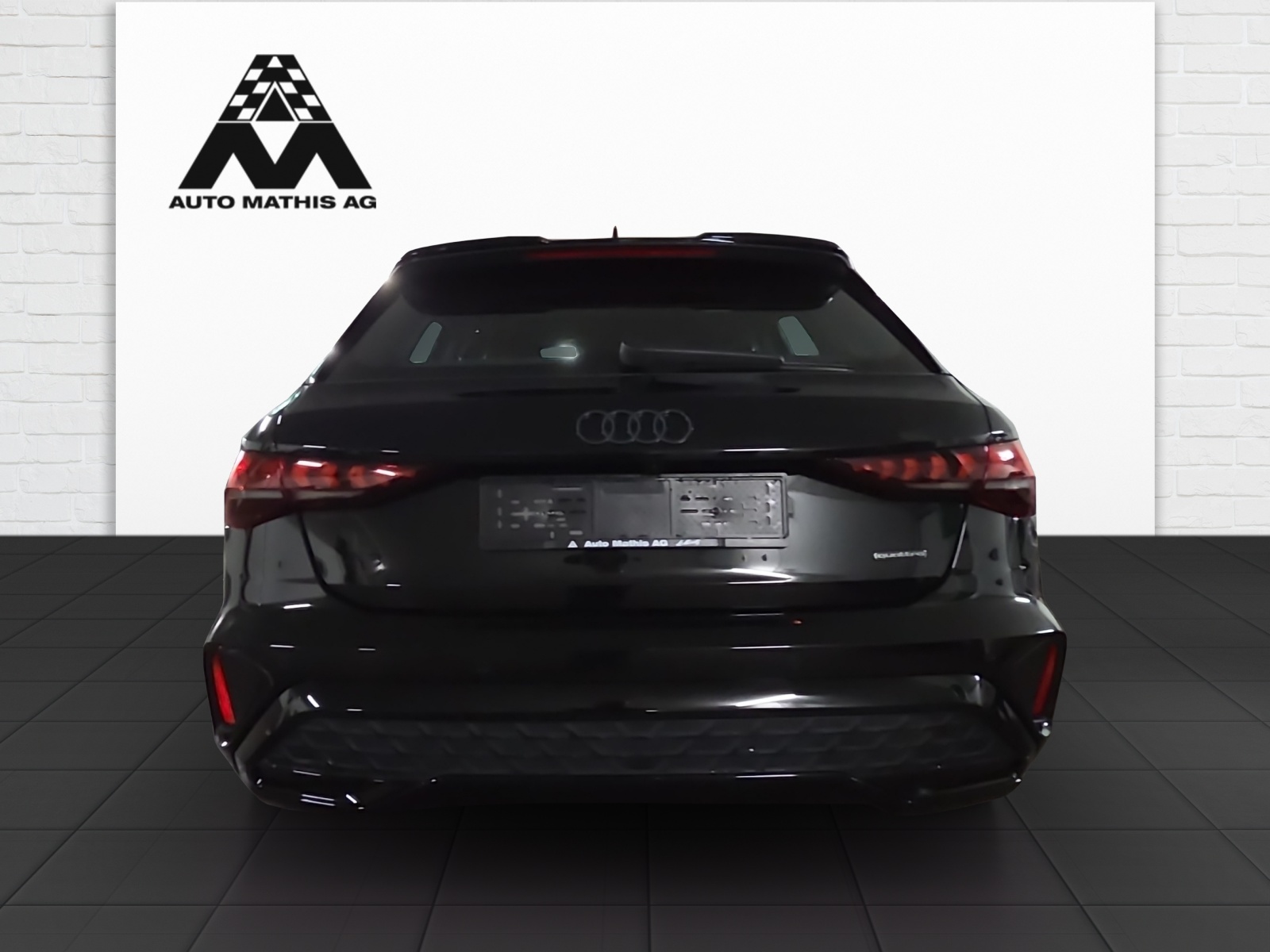 AUDI A3 Sportback TFSI 150 kW quattro S line S tronic-image-9