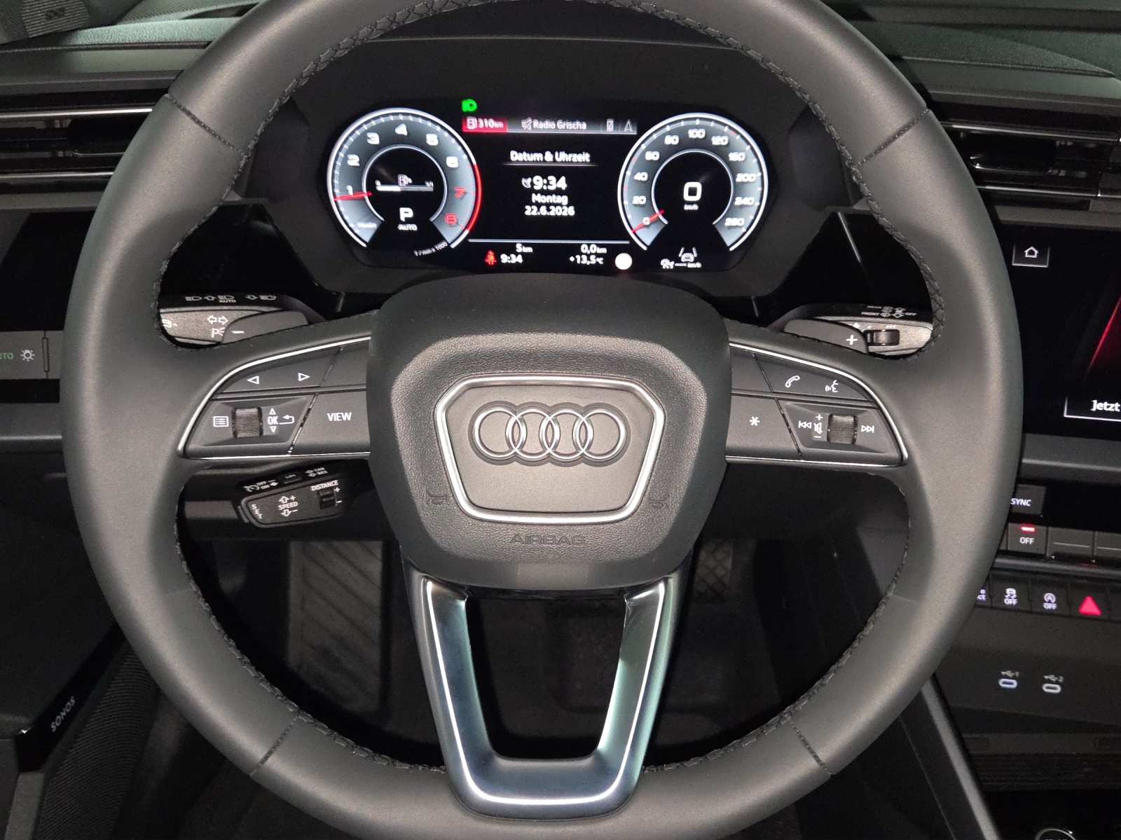 AUDI A3 Sportback TFSI 150 kW quattro S line S tronic-image-5