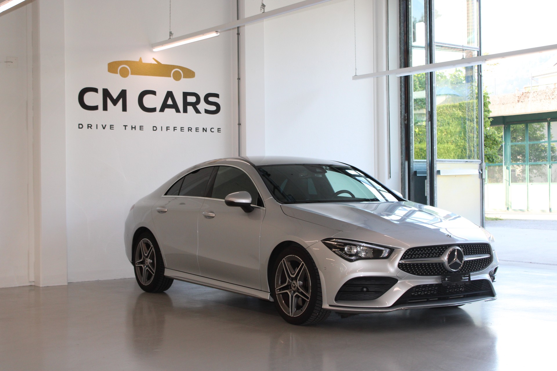 MERCEDES-BENZ CLA 200 4Matic AMG Line 8G-DCT-image-2