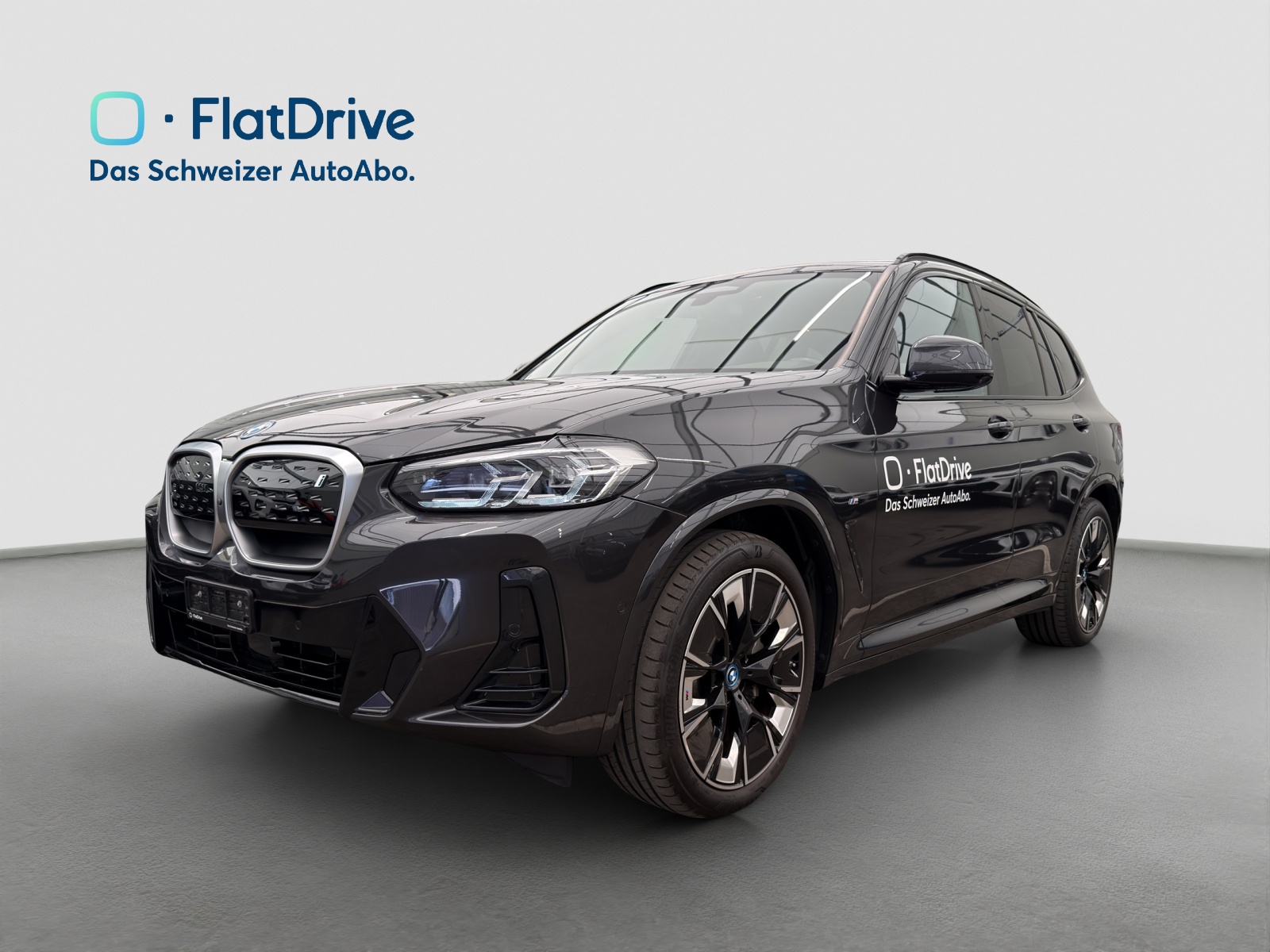 BMW iX3 Impressive - Head-up Display - Panoramadach-image-0