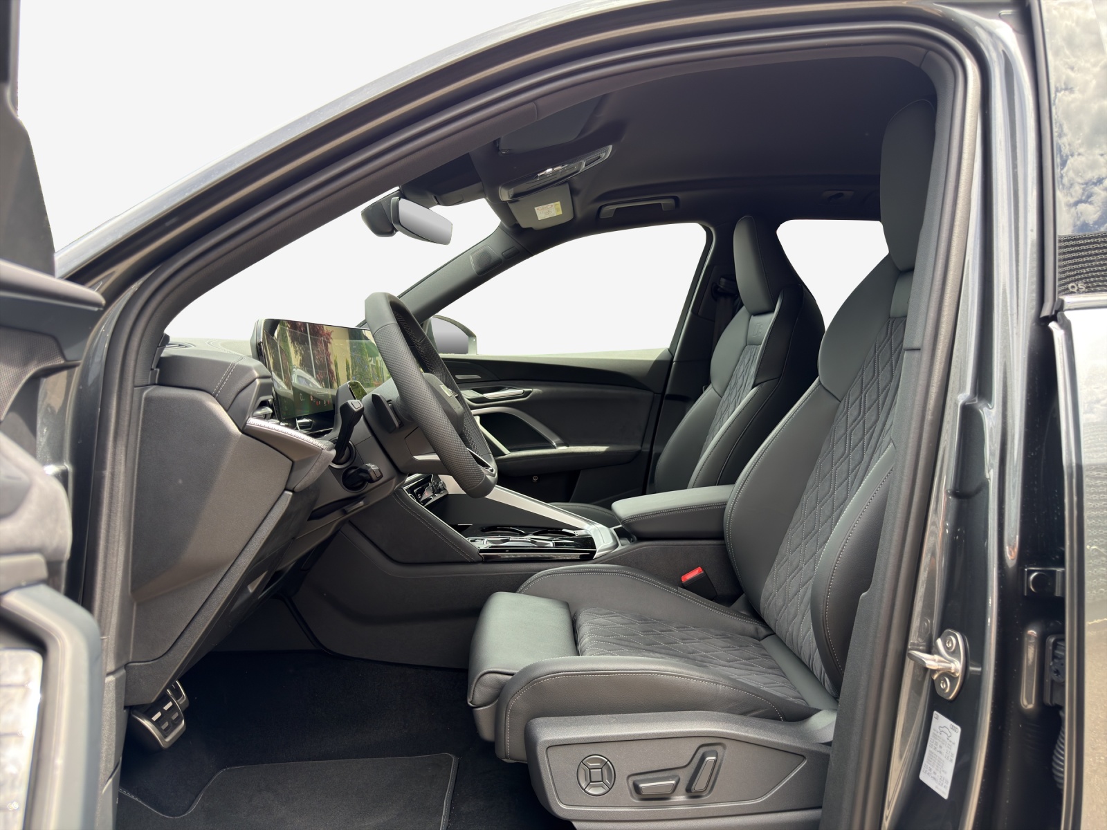 AUDI Q5 TDI quattro 150 kW S-tronic-image-7