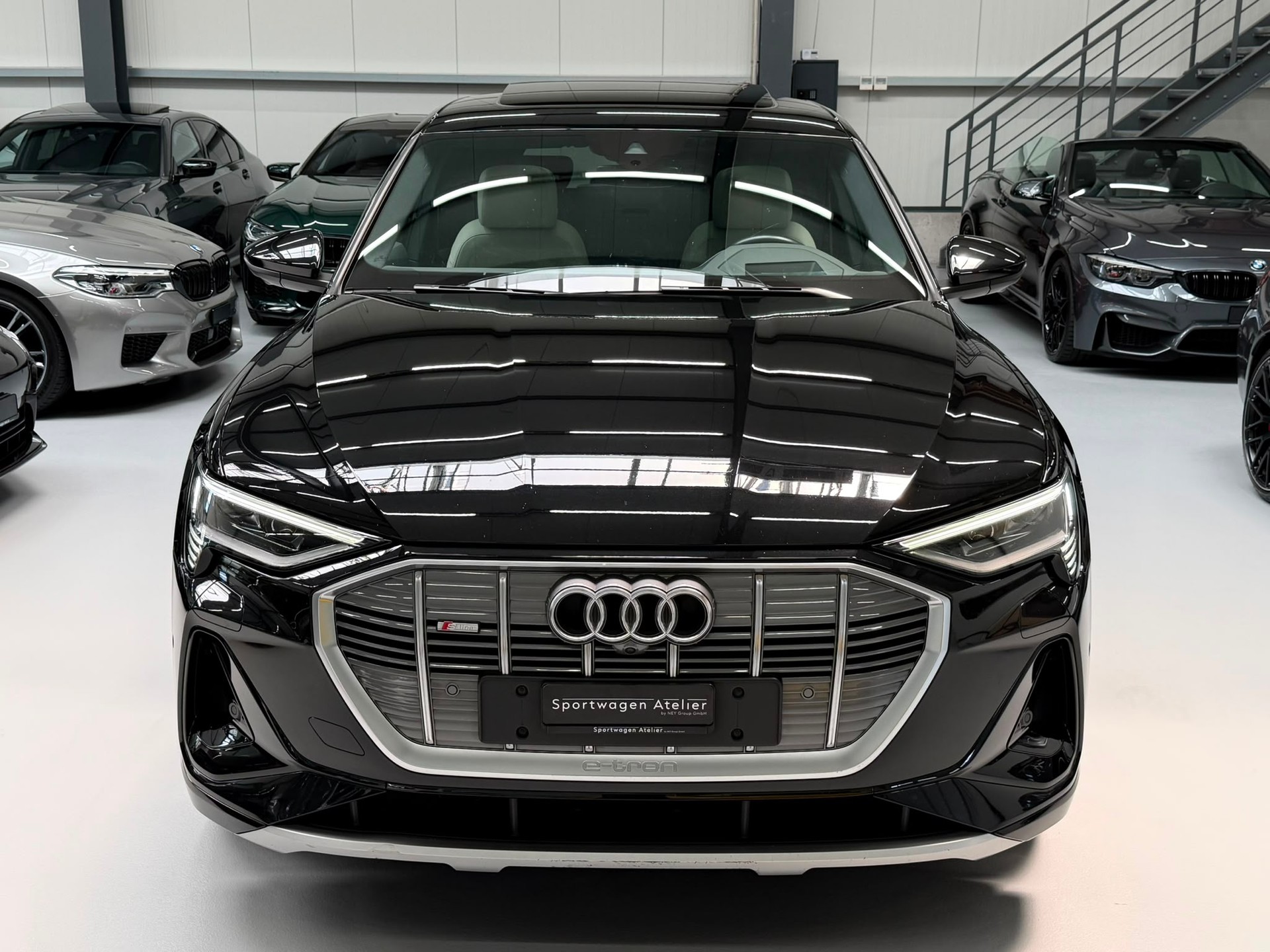 AUDI e-tron 55 S Line quattro-image-15
