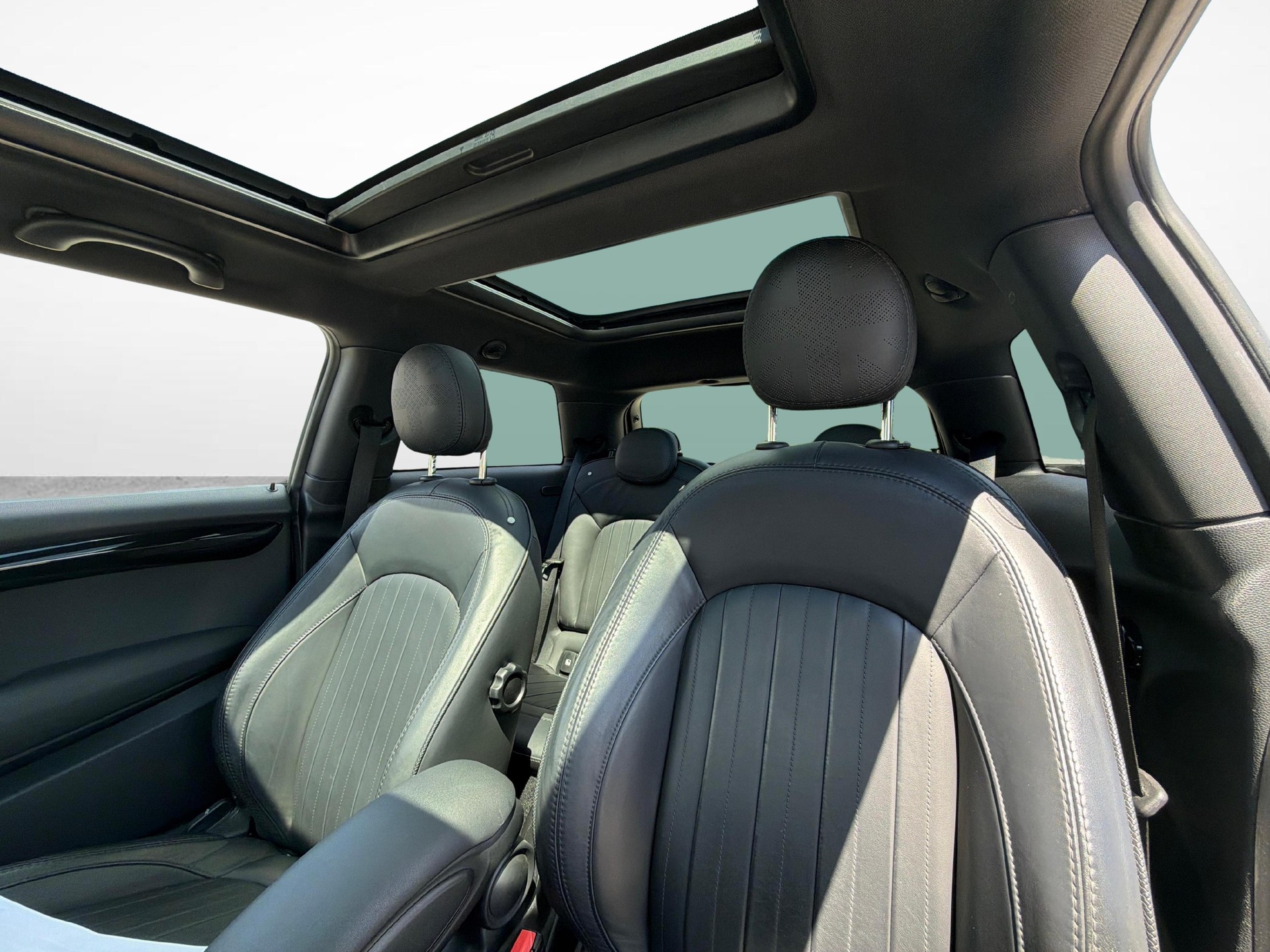 MINI F56 Cooper SE-image-13