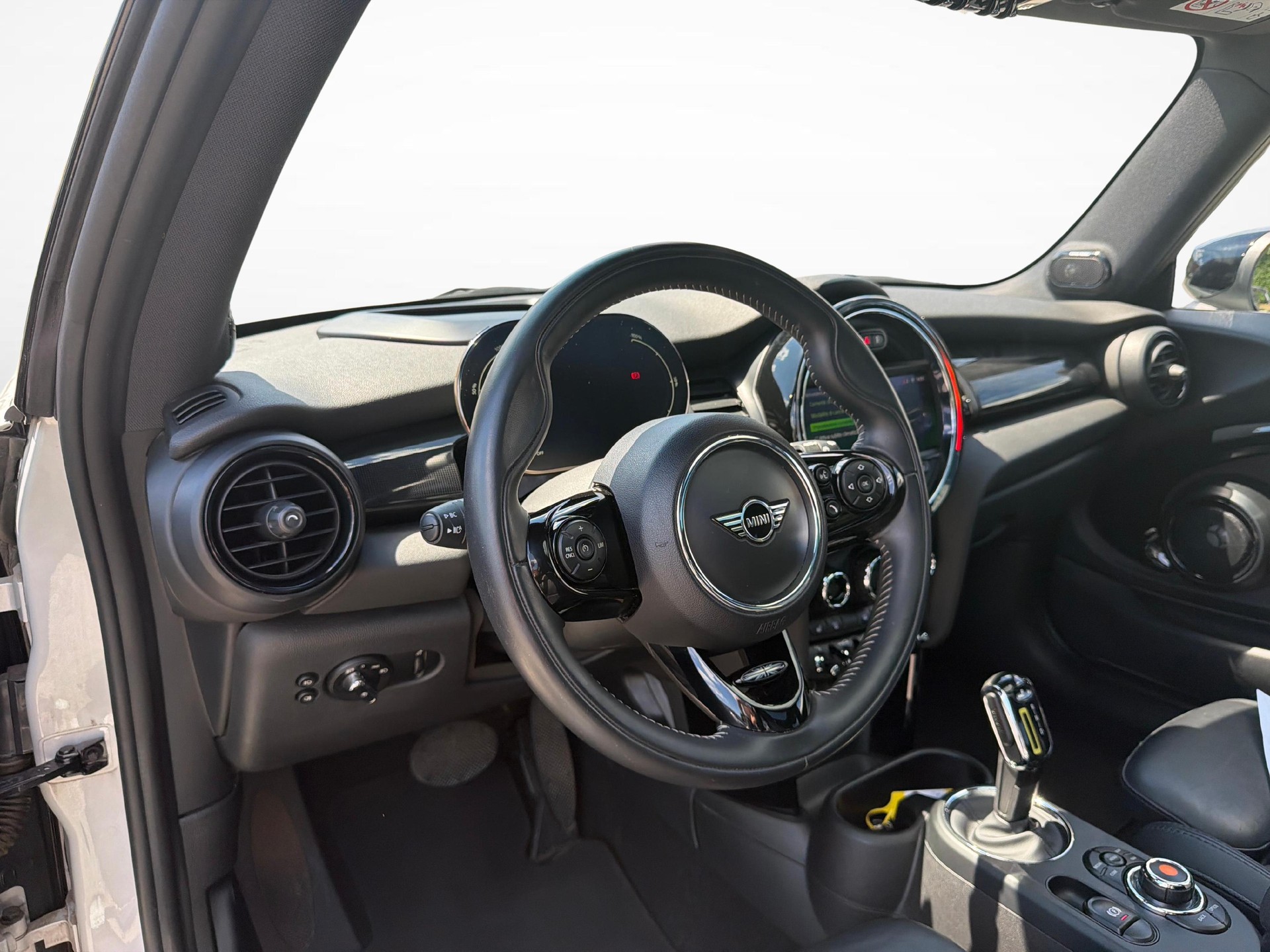 MINI F56 Cooper SE-image-12