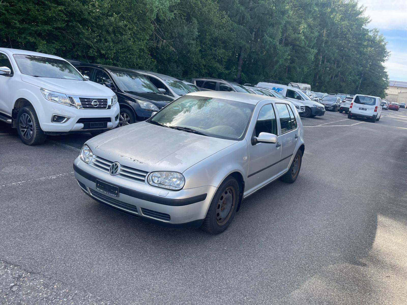 VW Golf 1.9 TDI Comfortline 4Motion-image-1