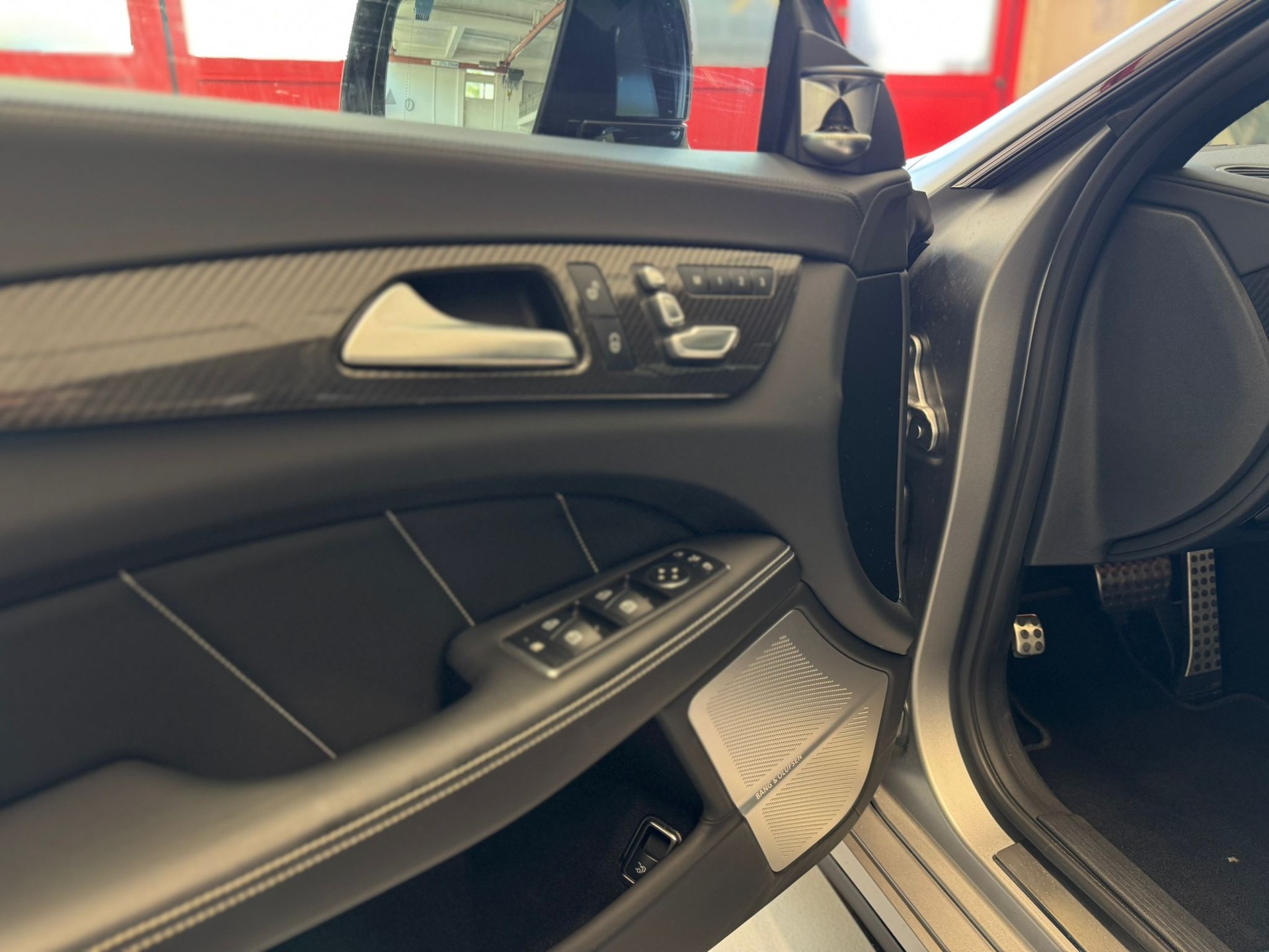 MERCEDES-BENZ CLS 63 AMG S 4Matic Speedshift MCT-image-10