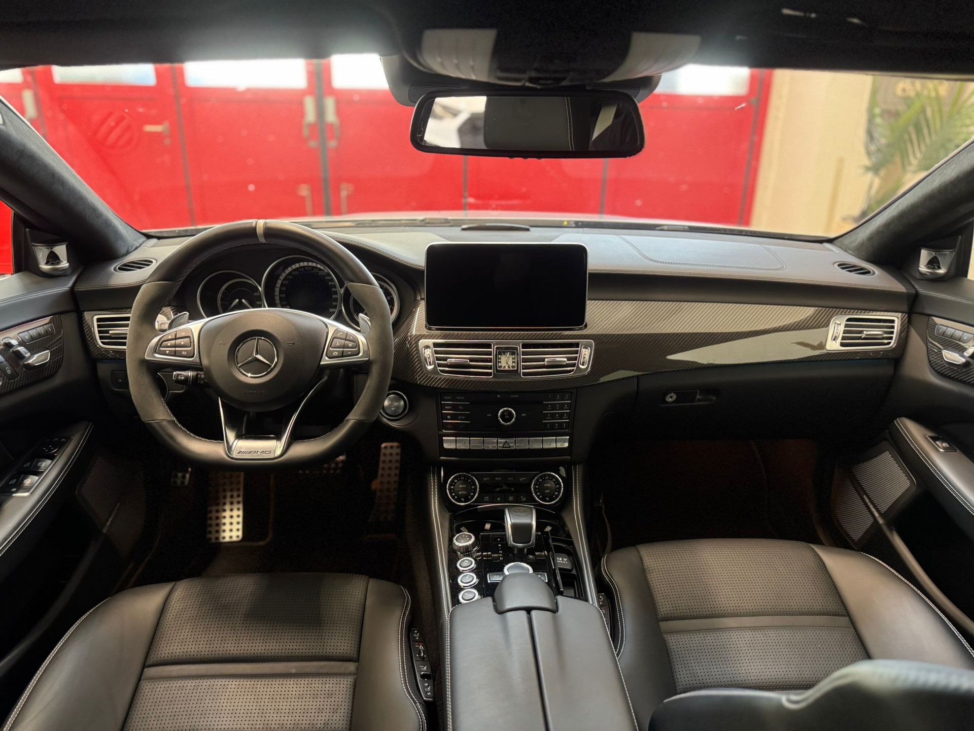 MERCEDES-BENZ CLS 63 AMG S 4Matic Speedshift MCT-image-12