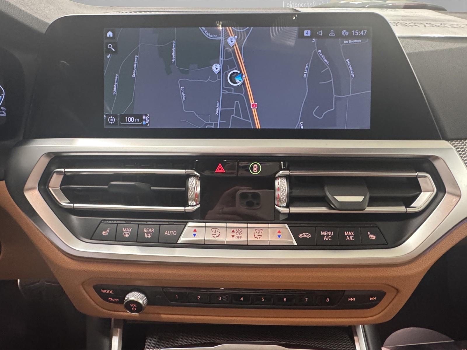 BMW 320e Limousine-image-18