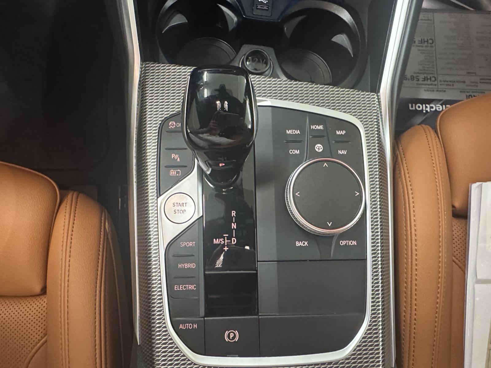 BMW 320e SAG-image-19