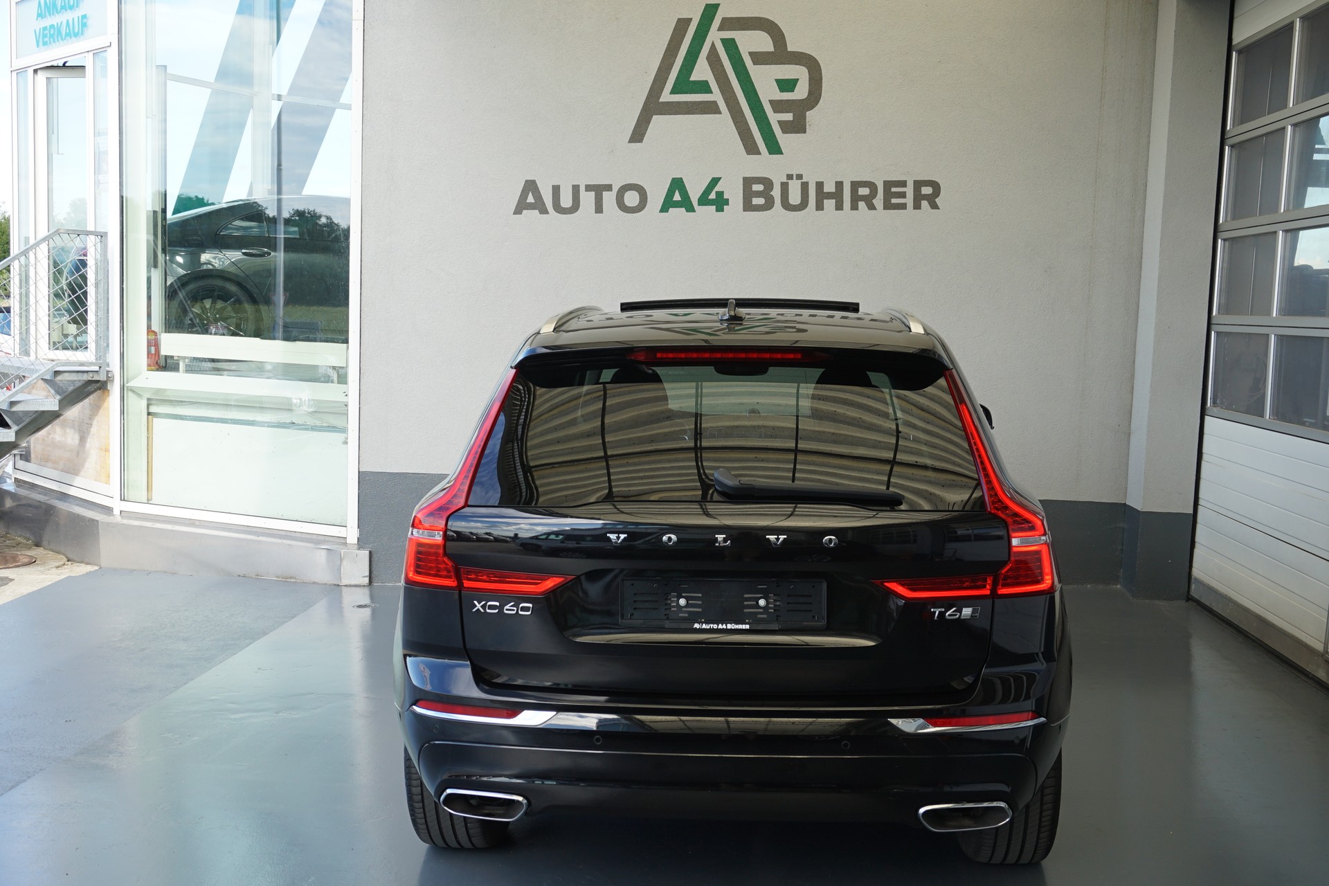 VOLVO XC60 T6 AWD Inscription-image-10