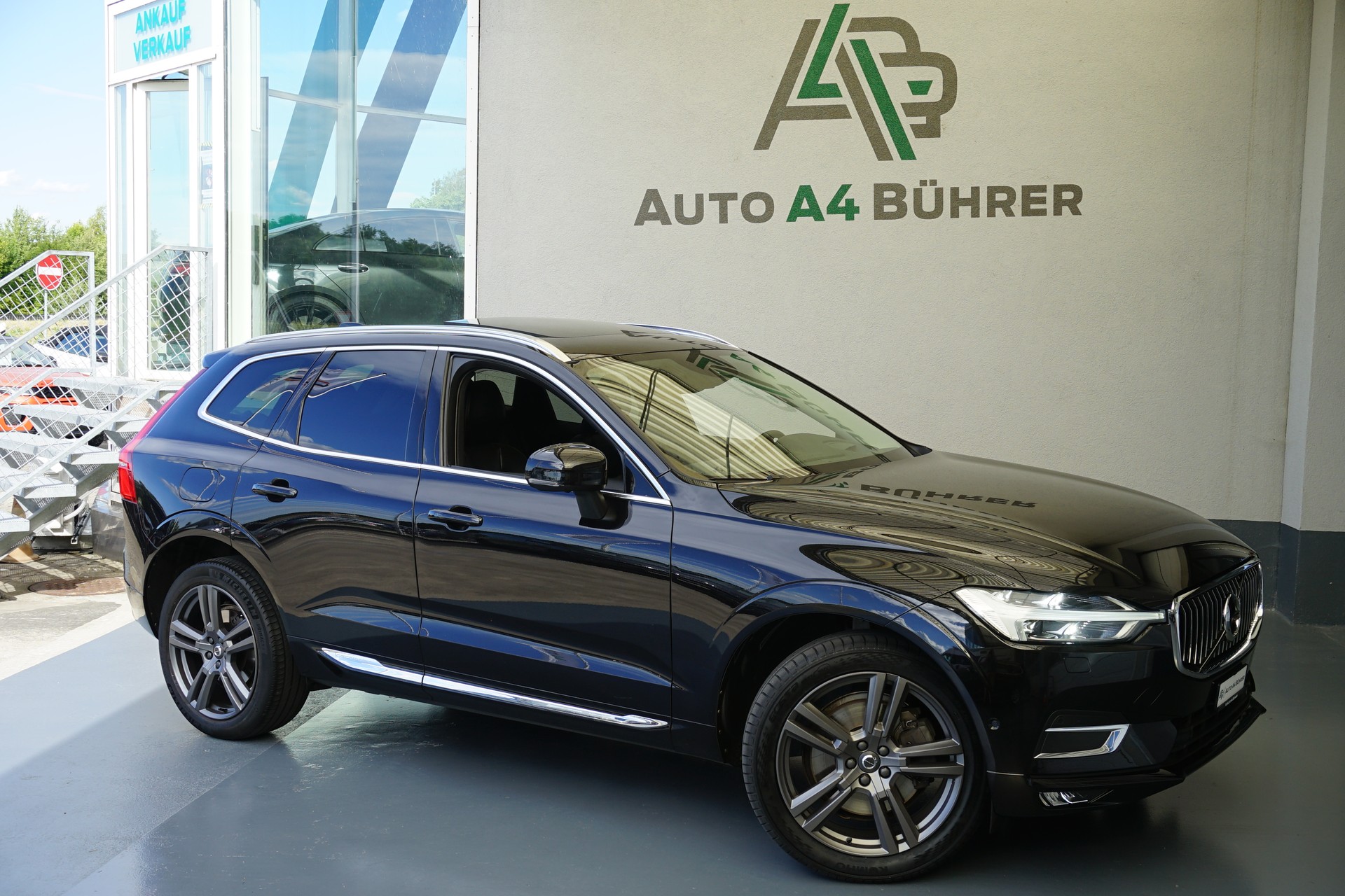 VOLVO XC60 T6 AWD Inscription-image-1