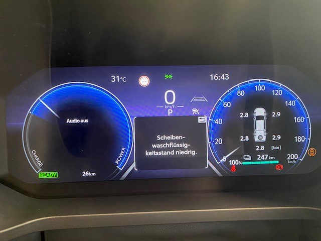 TOYOTA Hilux Double Cab.-Pick-up 59KWh Comfort-image-11