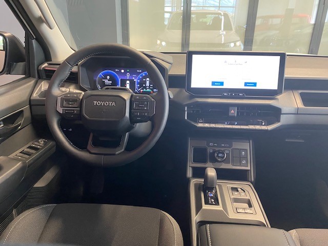 TOYOTA Hilux Double Cab.-Pick-up 59KWh Comfort-image-9