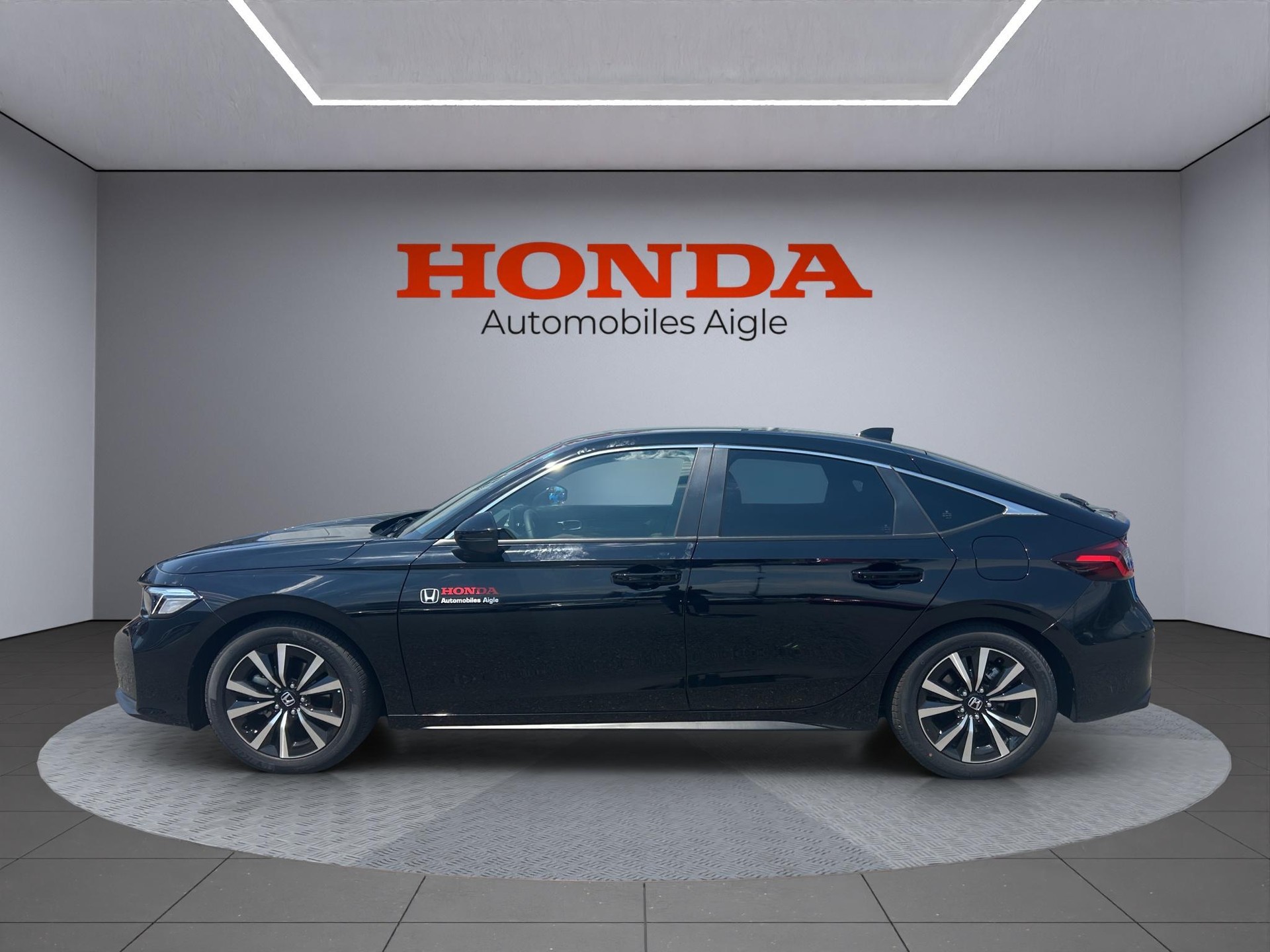 HONDA Civic 2.0 i-MMD Elegance-image-1