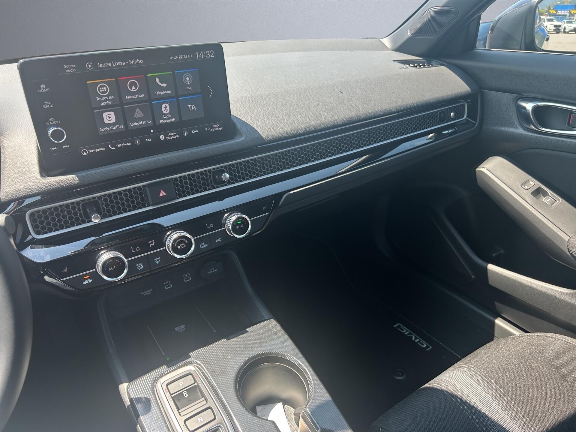 HONDA Civic 2.0 i-MMD Elegance-image-9