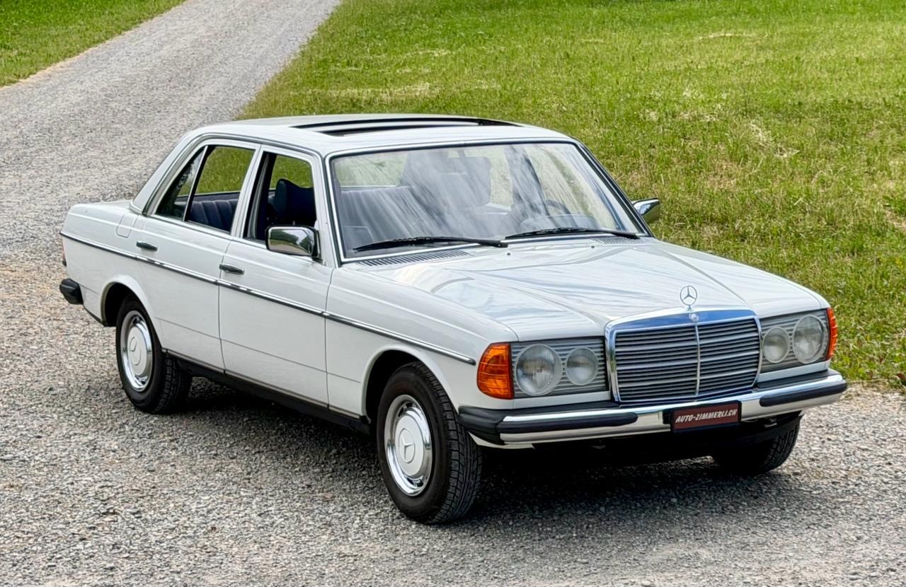 MERCEDES-BENZ 200 W123-image-1