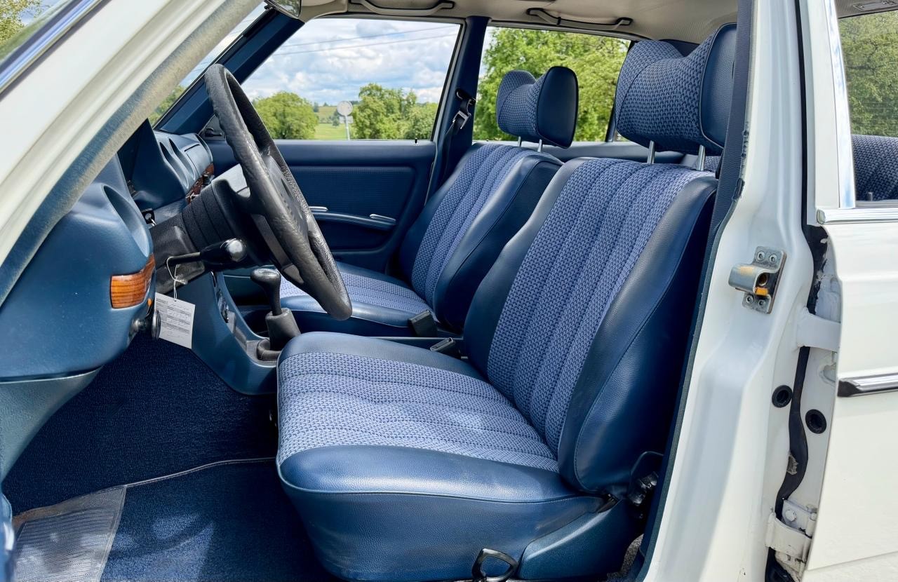 MERCEDES-BENZ 200 W123-image-6