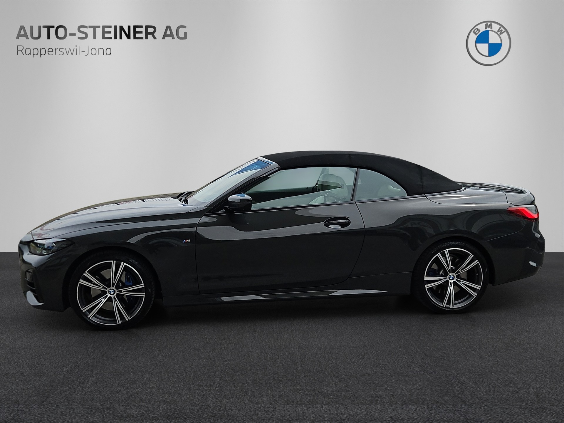 BMW M440i xDrive Cabrio-image-1