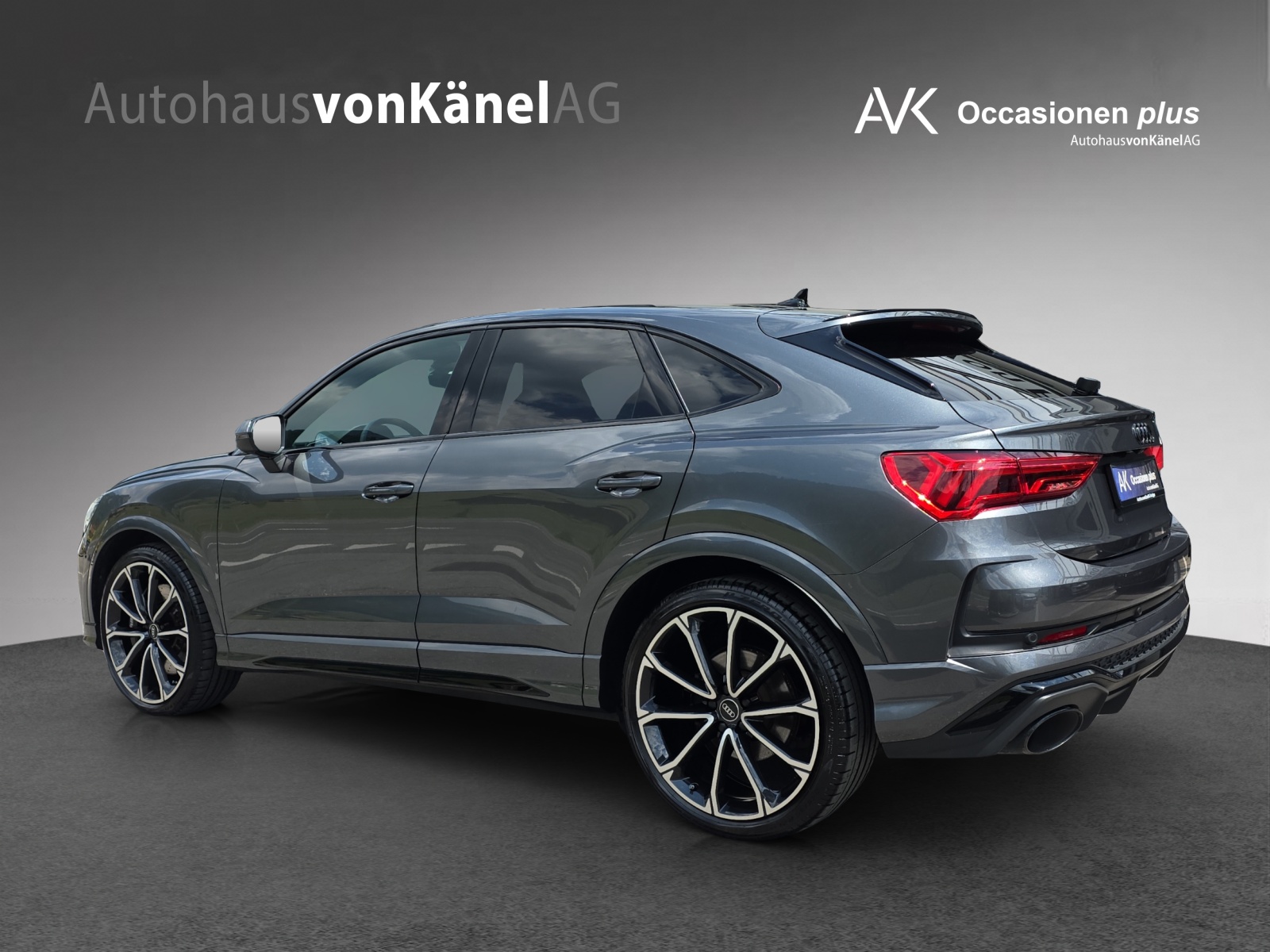 AUDI RS Q3 Sportback quattro S tronic-image-2