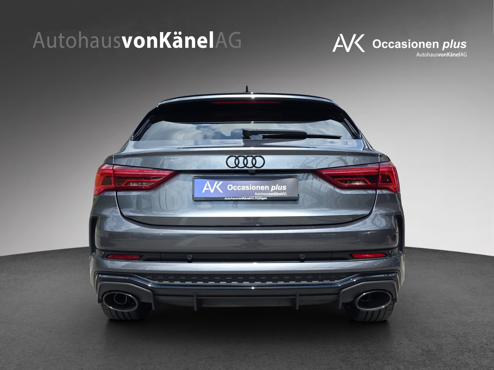 AUDI RS Q3 Sportback quattro S tronic-image-4