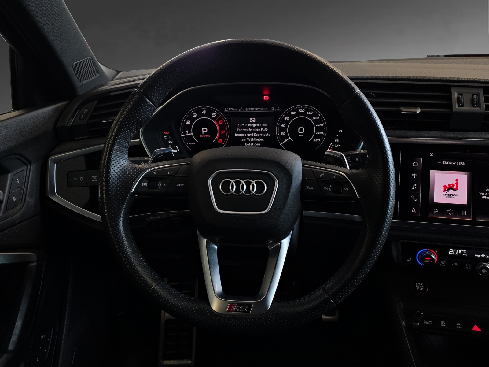 AUDI RS Q3 Sportback quattro S tronic-image-8