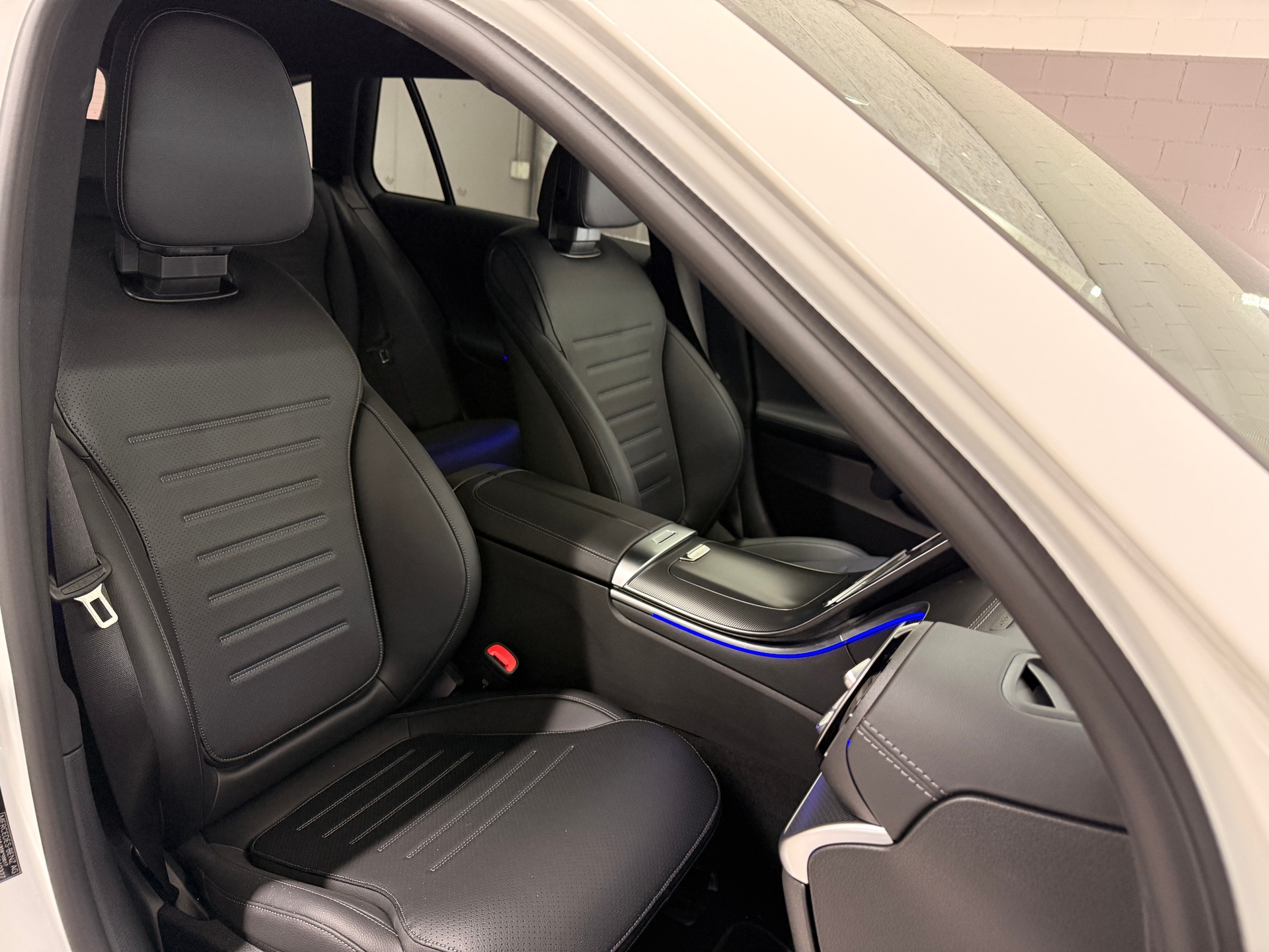 MERCEDES-BENZ C 220 d T 4 Matic Swiss Star-image-8