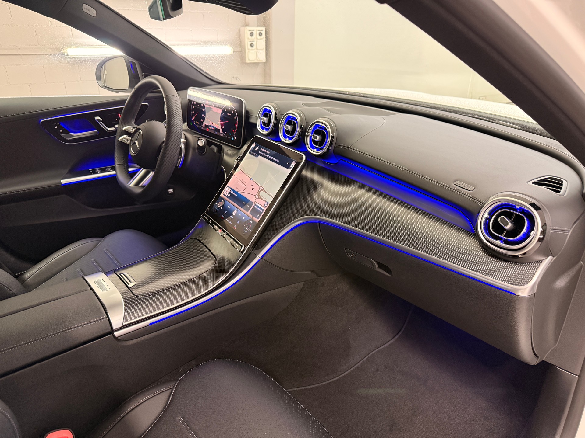 MERCEDES-BENZ C 220 d T 4 Matic Swiss Star-image-9