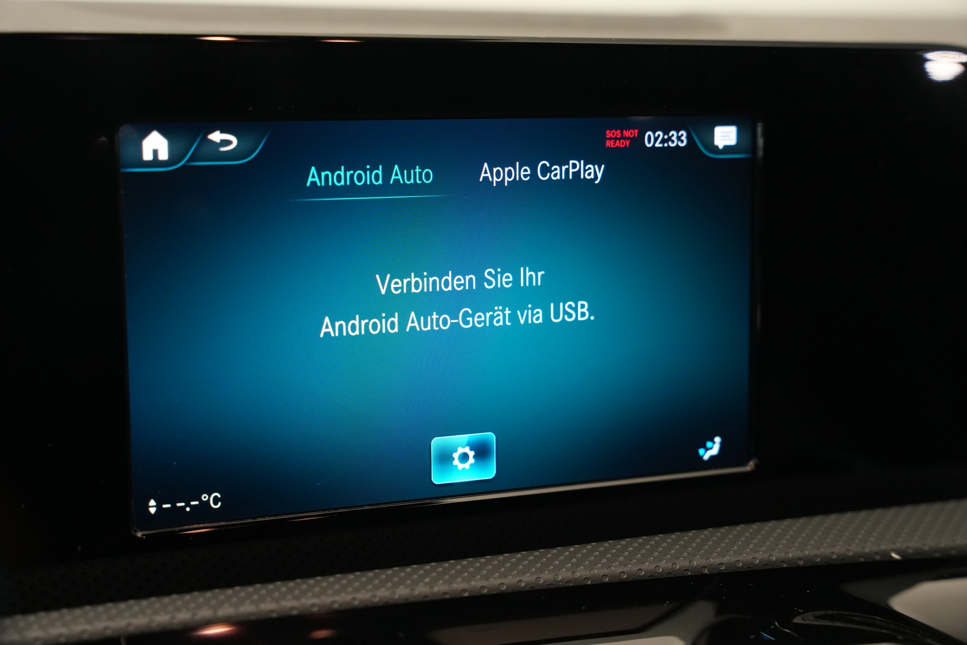MERCEDES-BENZ CLA 200 AMG Line 7G-DCT-image-29