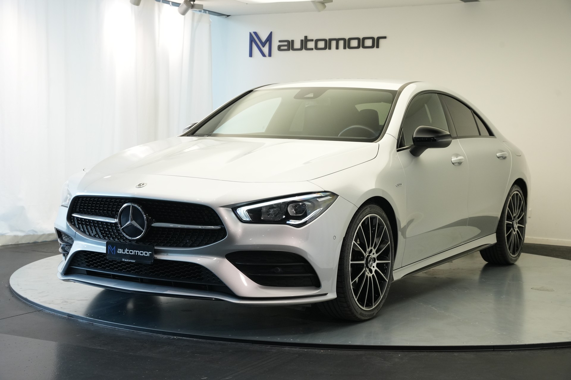 MERCEDES-BENZ CLA 200 AMG Line 7G-DCT-image-42