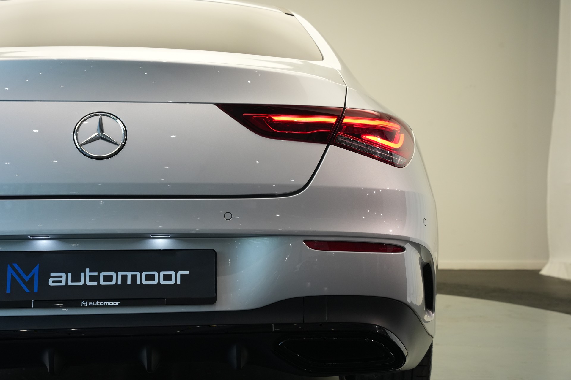 MERCEDES-BENZ CLA 200 AMG Line 7G-DCT-image-33