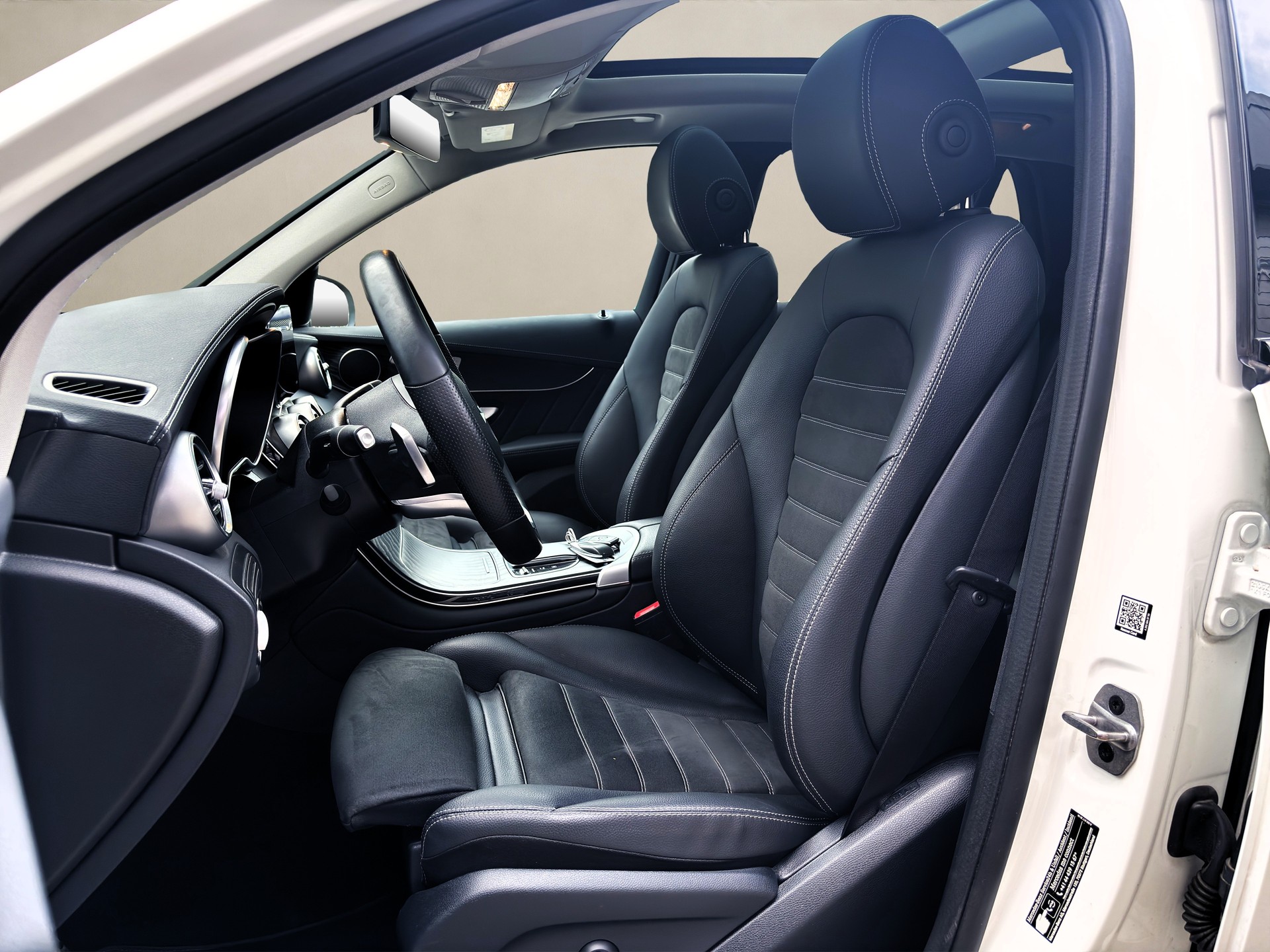 MERCEDES-BENZ GLC 300 e❗AMG Line❗4Matic 9G-Tronic ✅CH-Fahrzeug & Frisch ab Service✅-image-8