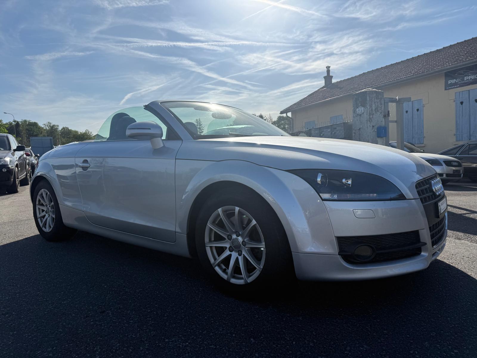 AUDI TT Roadster 1.8 TFSI-showroom-element-2