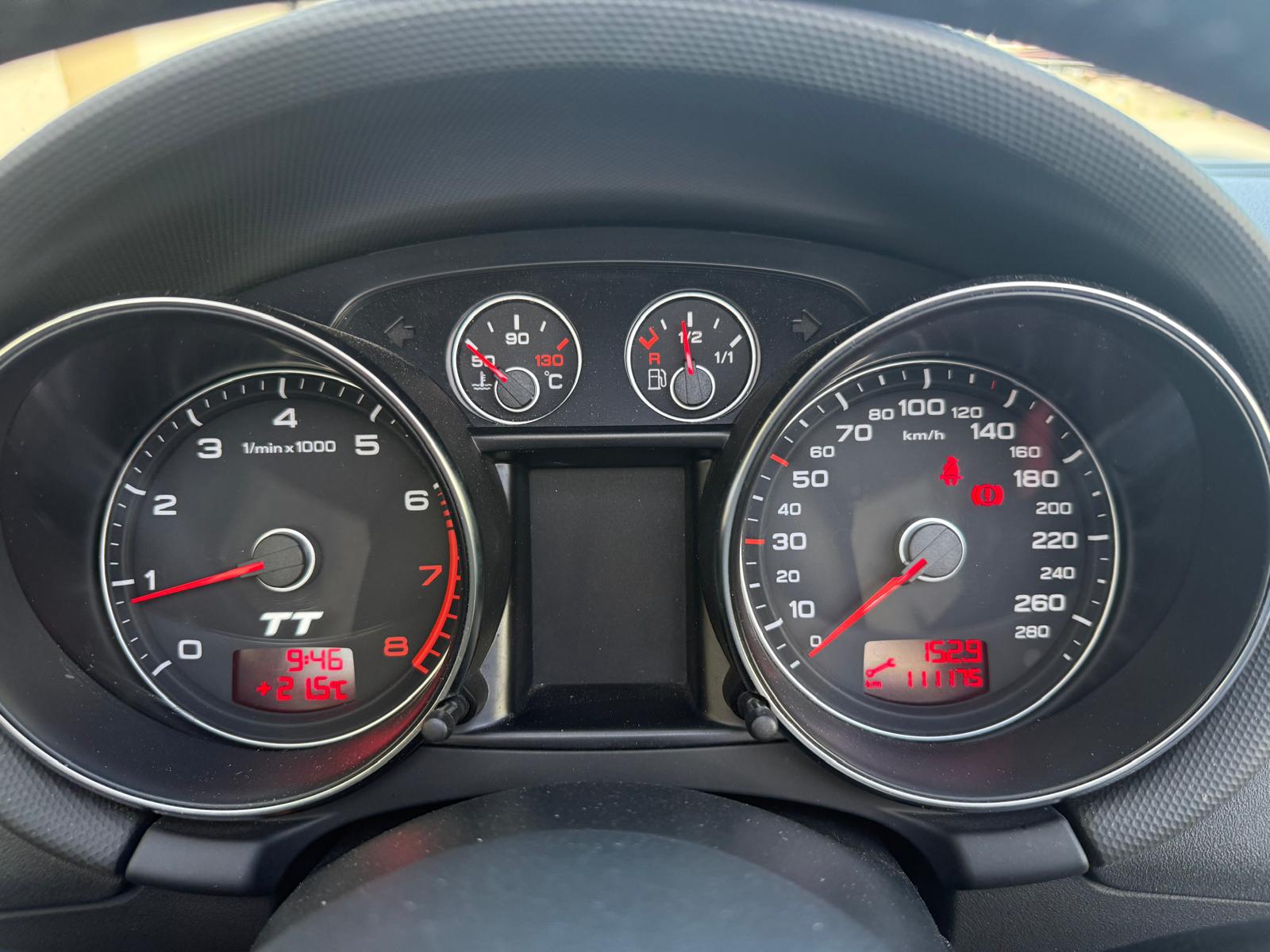 AUDI TT Roadster 1.8 TFSI-image-6