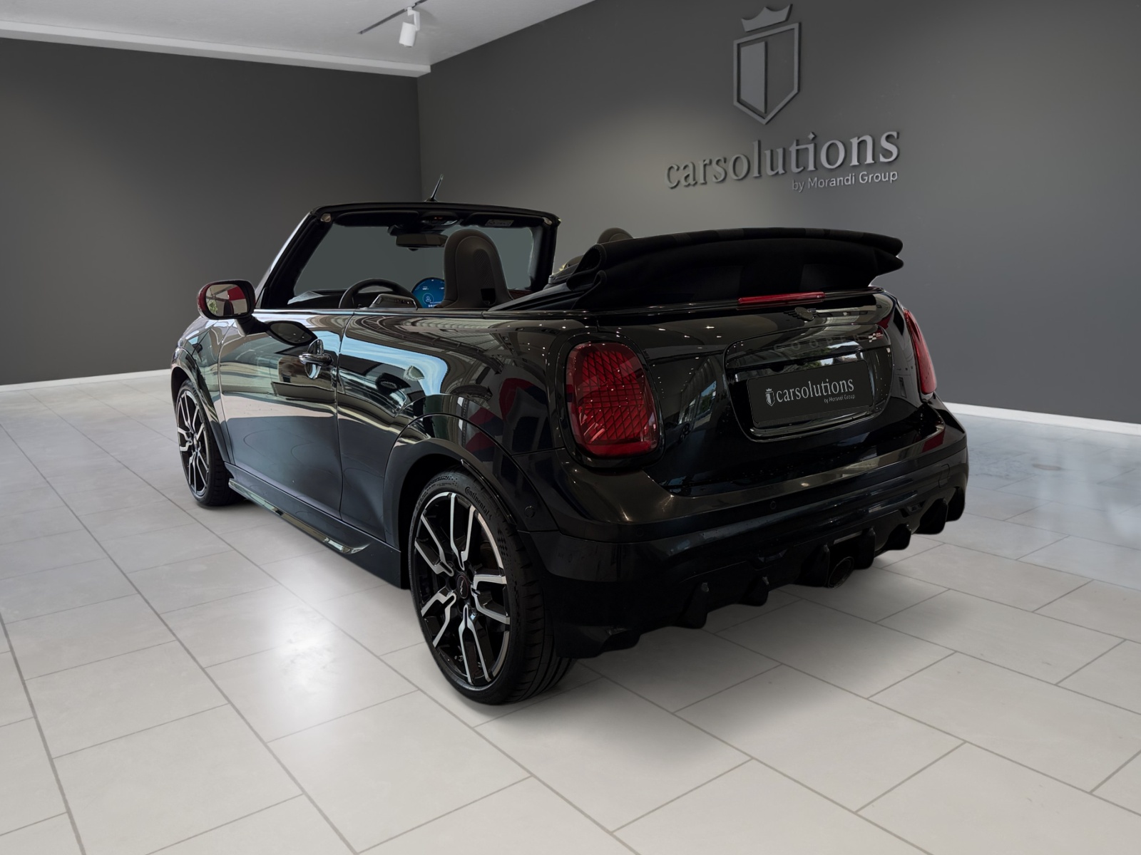 MINI Cooper John Cooper Works Cabriolet DKG-showroom-element-1