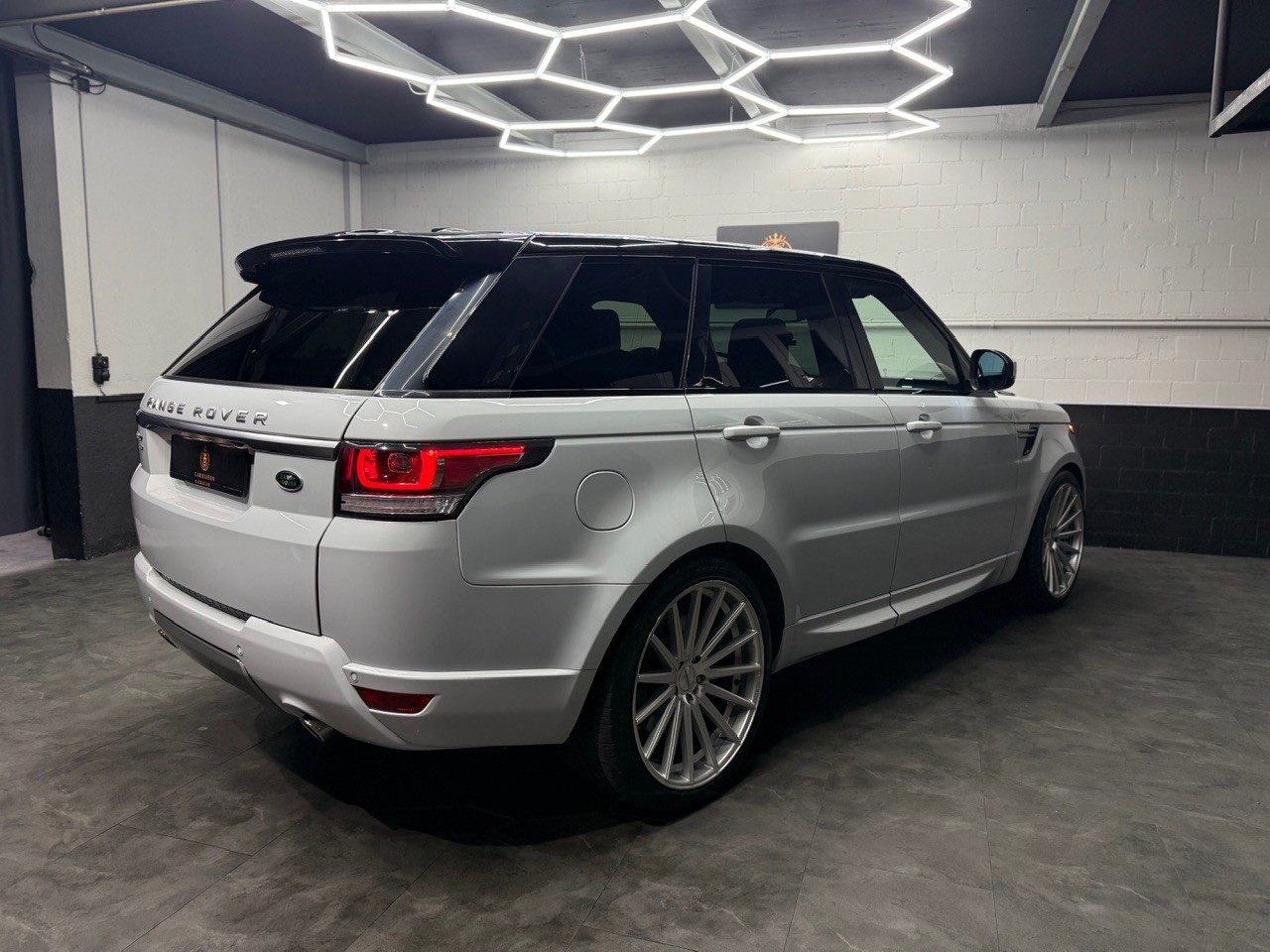 LAND ROVER Range Rover Sport 3.0 SDV6 SE Automatic-image-8