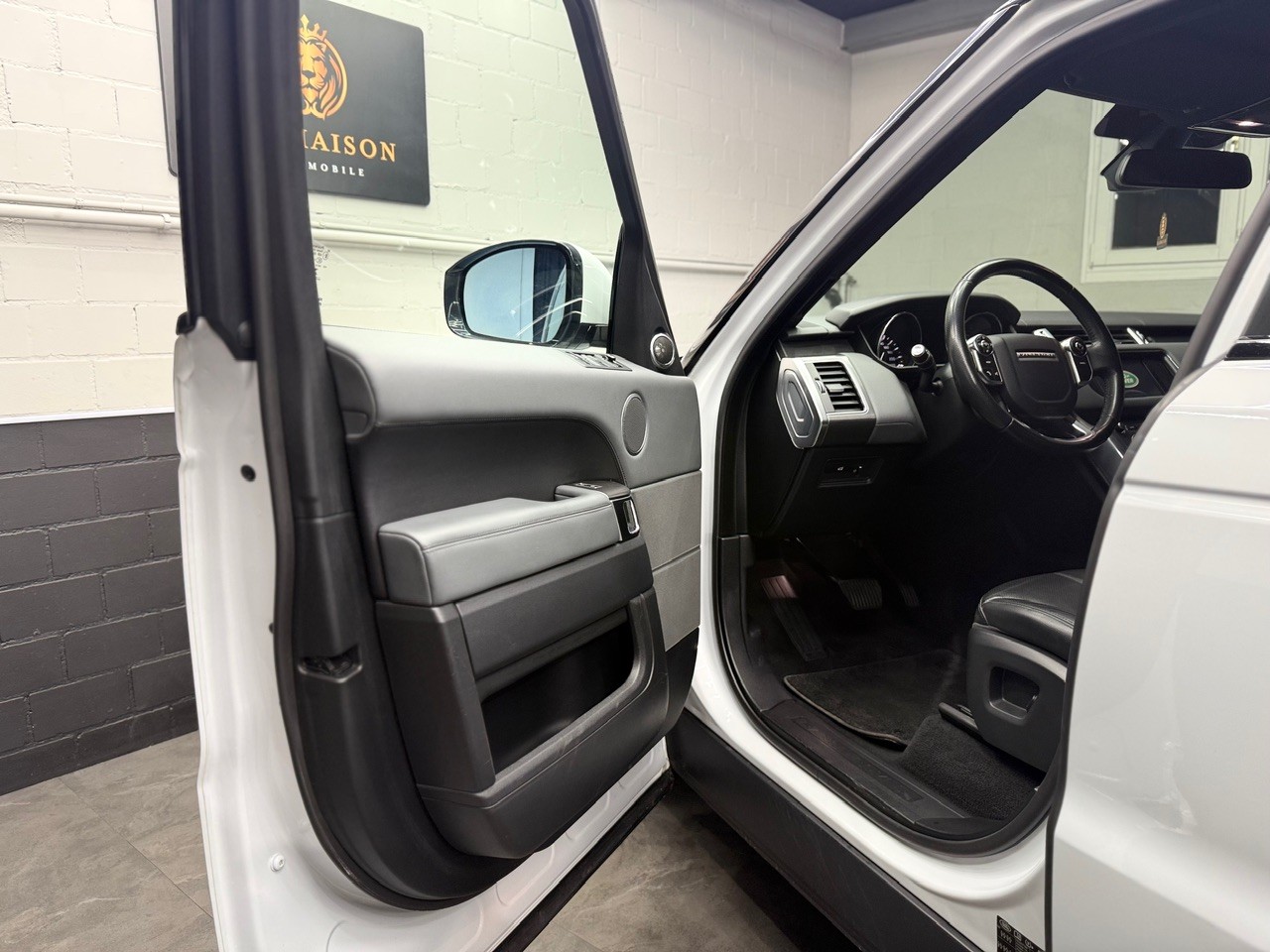LAND ROVER Range Rover Sport 3.0 SDV6 SE Automatic-image-11