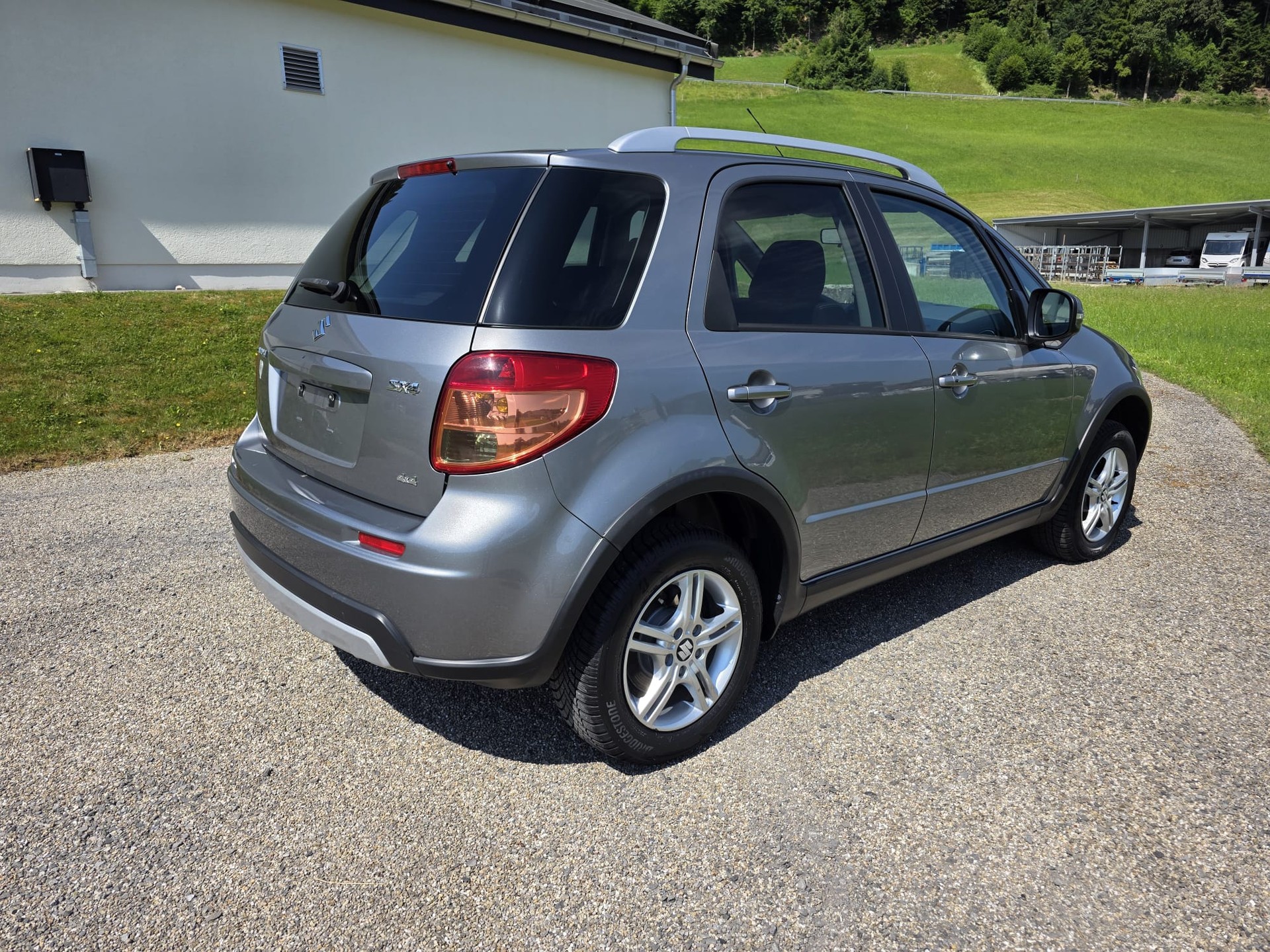 SUZUKI 1.6 16V Compact Top 4WD-image-3