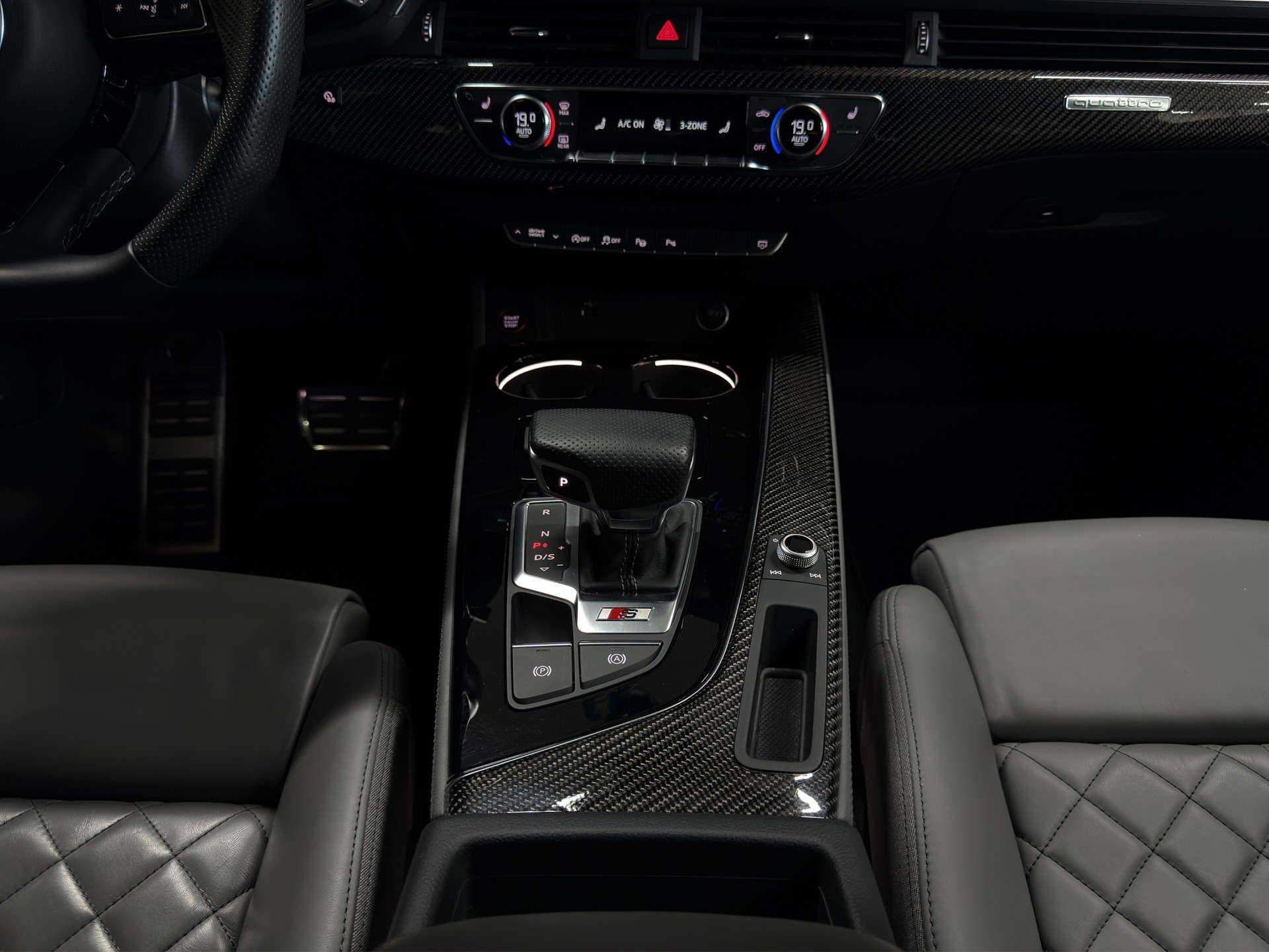 AUDI Audi S5 Sportback 3.0 TDI quattro tiptronic-image-18