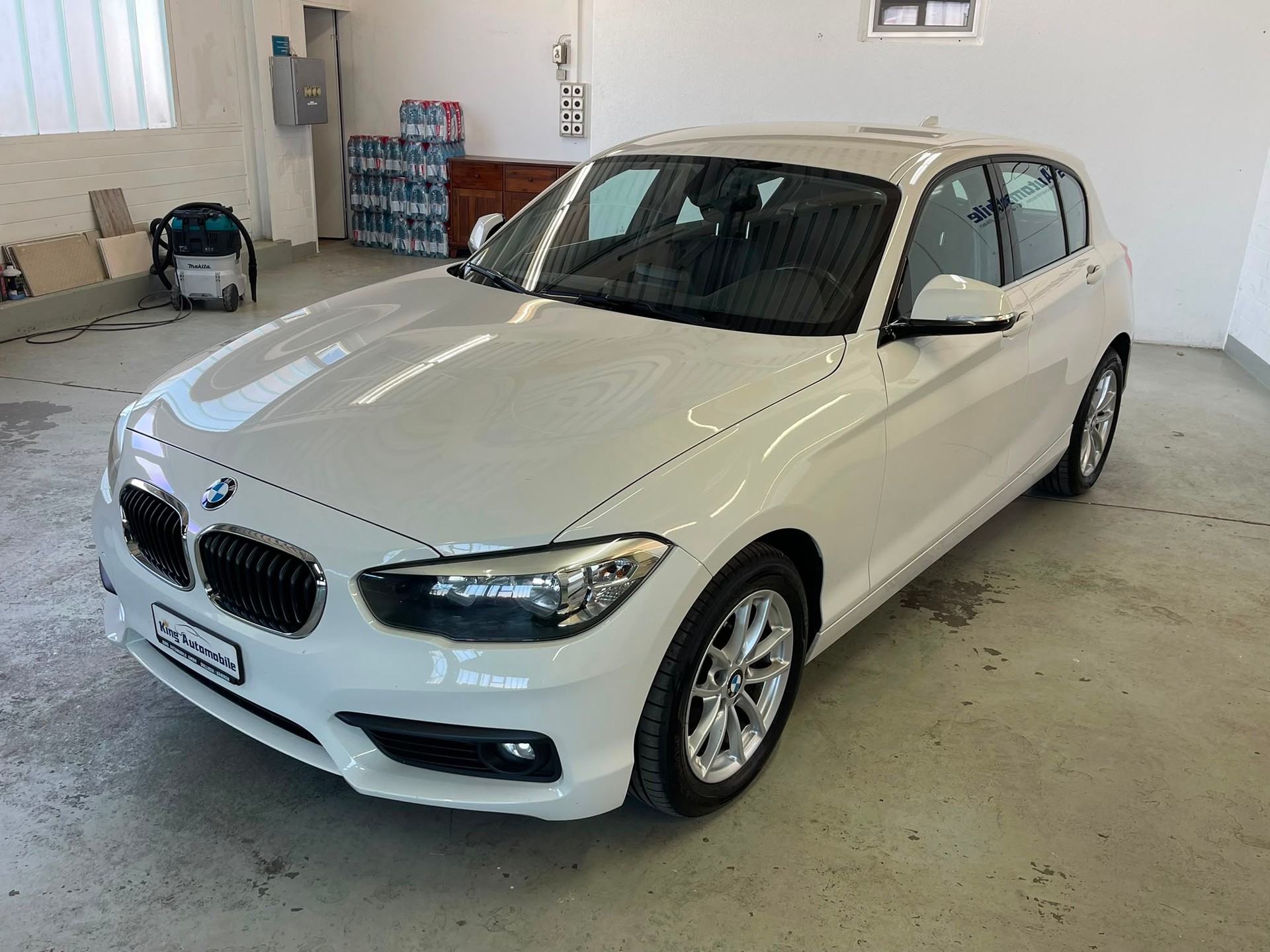 BMW 118d xDrive | CH-Auto | MFK 02.2025 | 6-Gang Getriebe | Ab Service-image-1