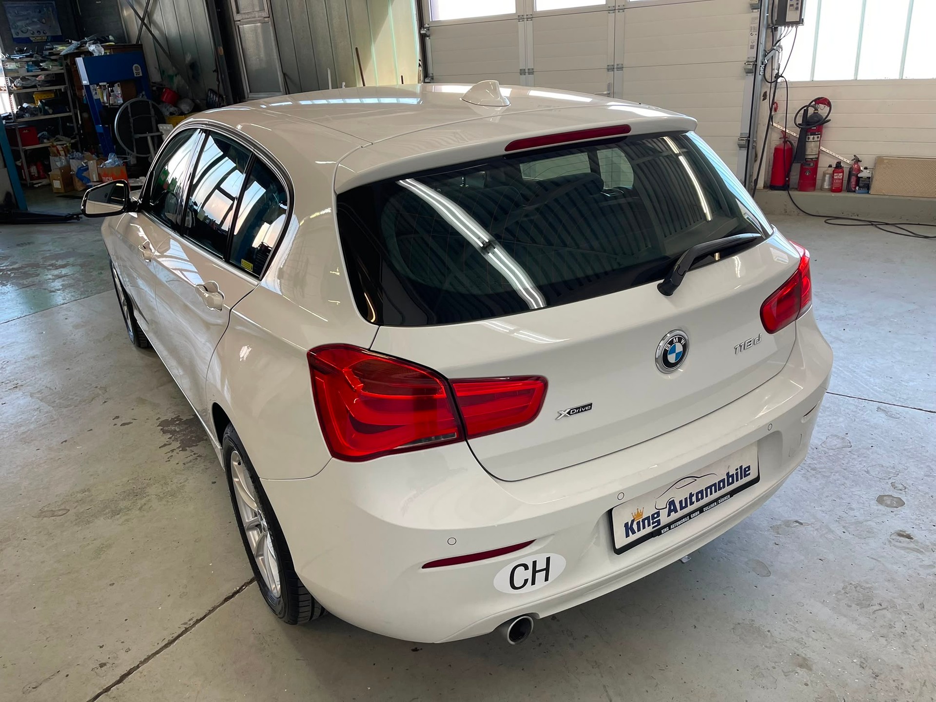 BMW 118d xDrive | CH-Auto | MFK 02.2025 | 6-Gang Getriebe | Ab Service-image-4